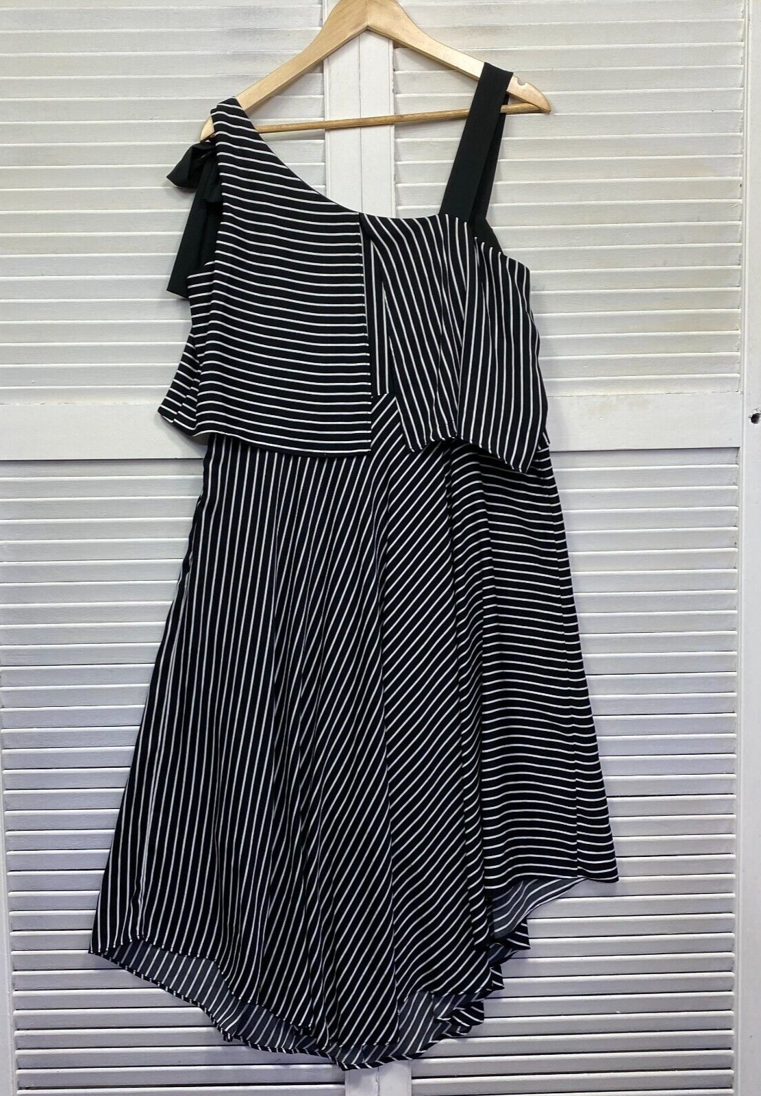 Autograph Dress Size 14 Plus Black White Striped Sleeveless Midi Length Preloved