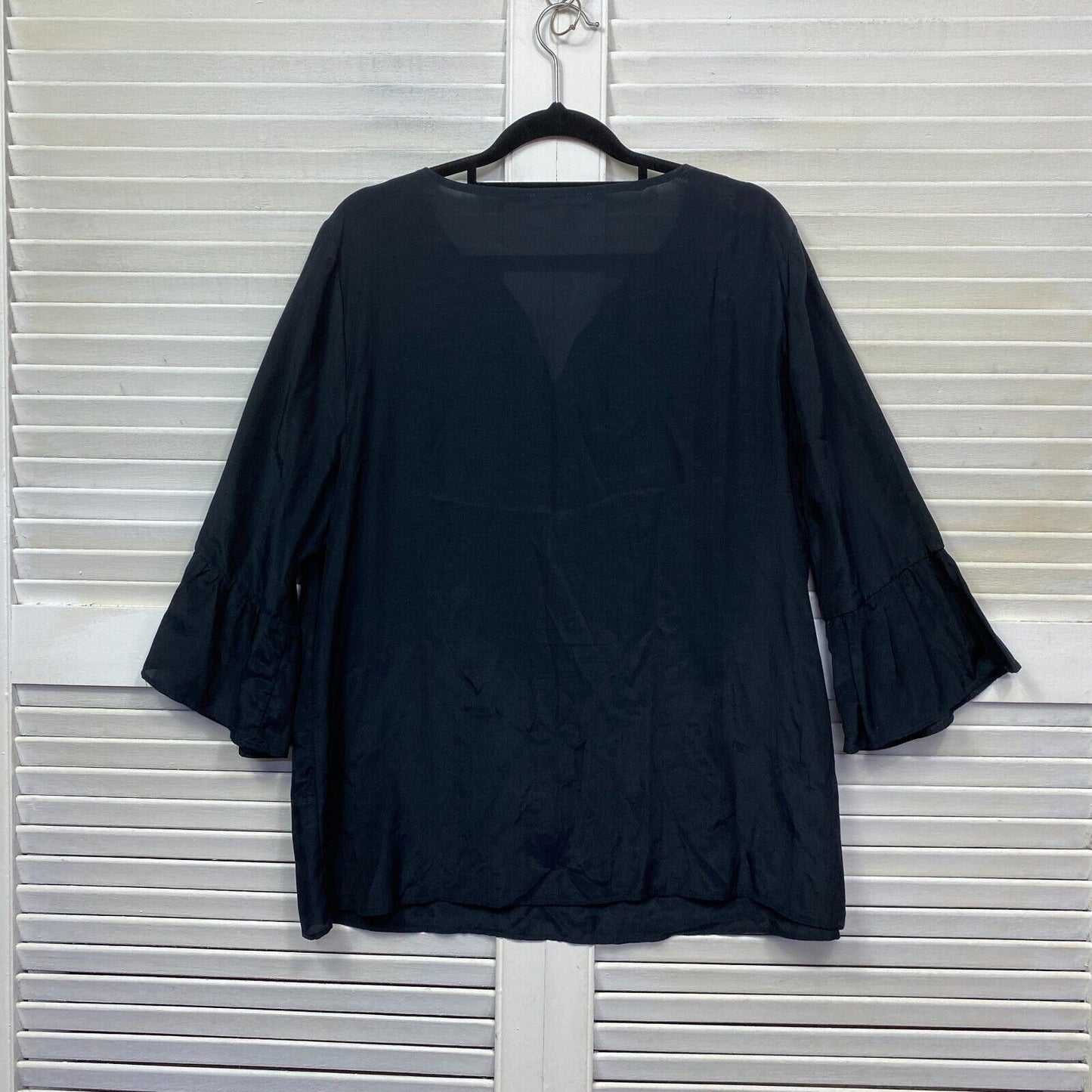 Regatta Top Size 14 Plus Black Long Sleeve Cotton Blend Bell Sleeve