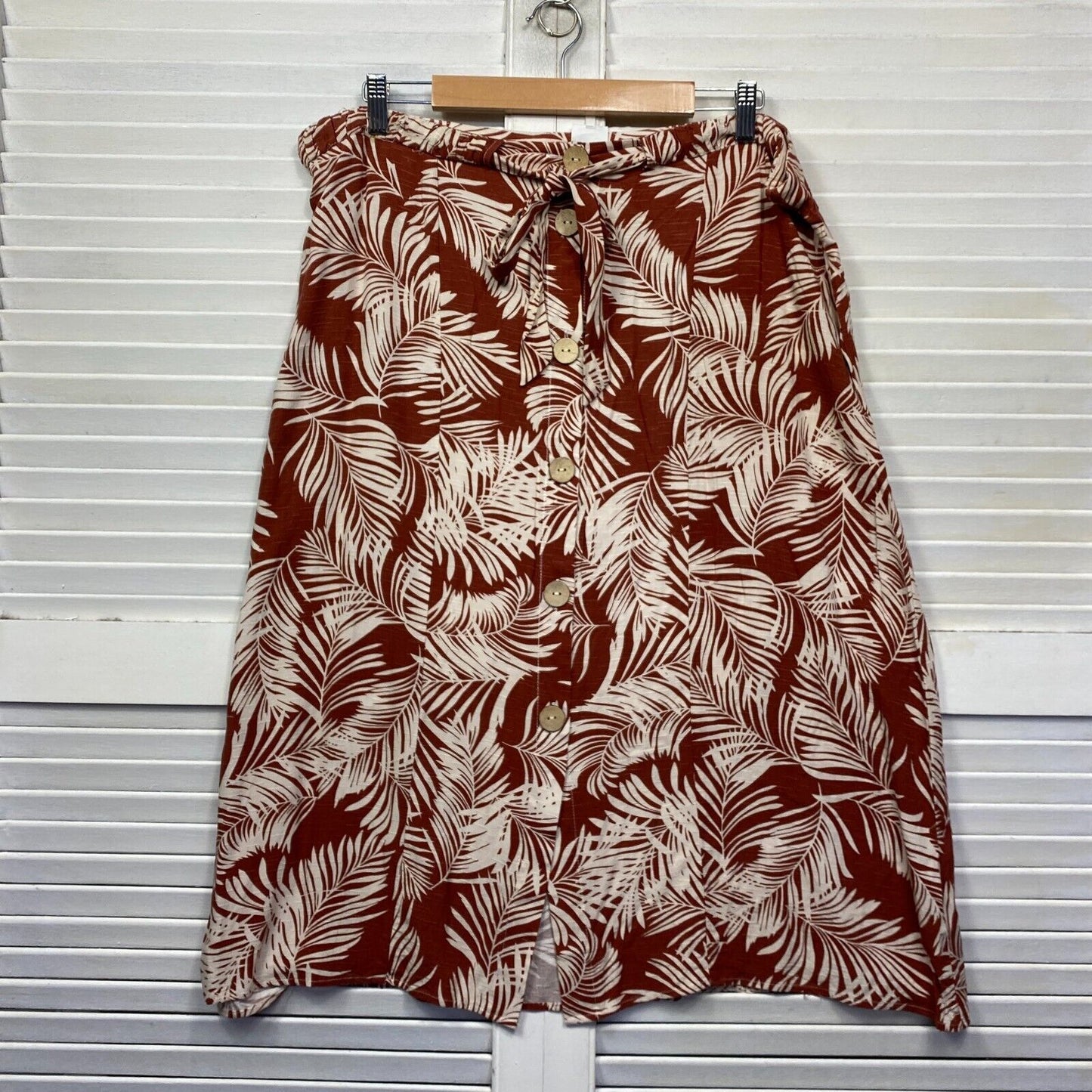 Rivers Skirt Size 16 Red Rust White Floral Midi Length Viscose Belted