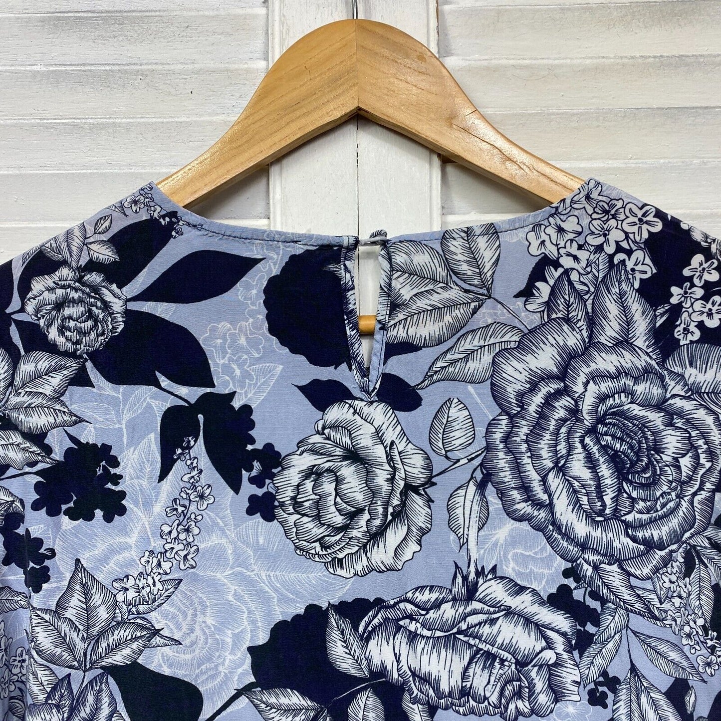 Jump Top Size 14 Blue Long Sleeve Floral Viscose