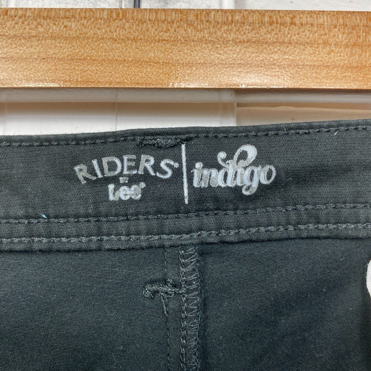 Riders by Lee Cropped Pants Size 24 Plus Shorten Cropped Length Black