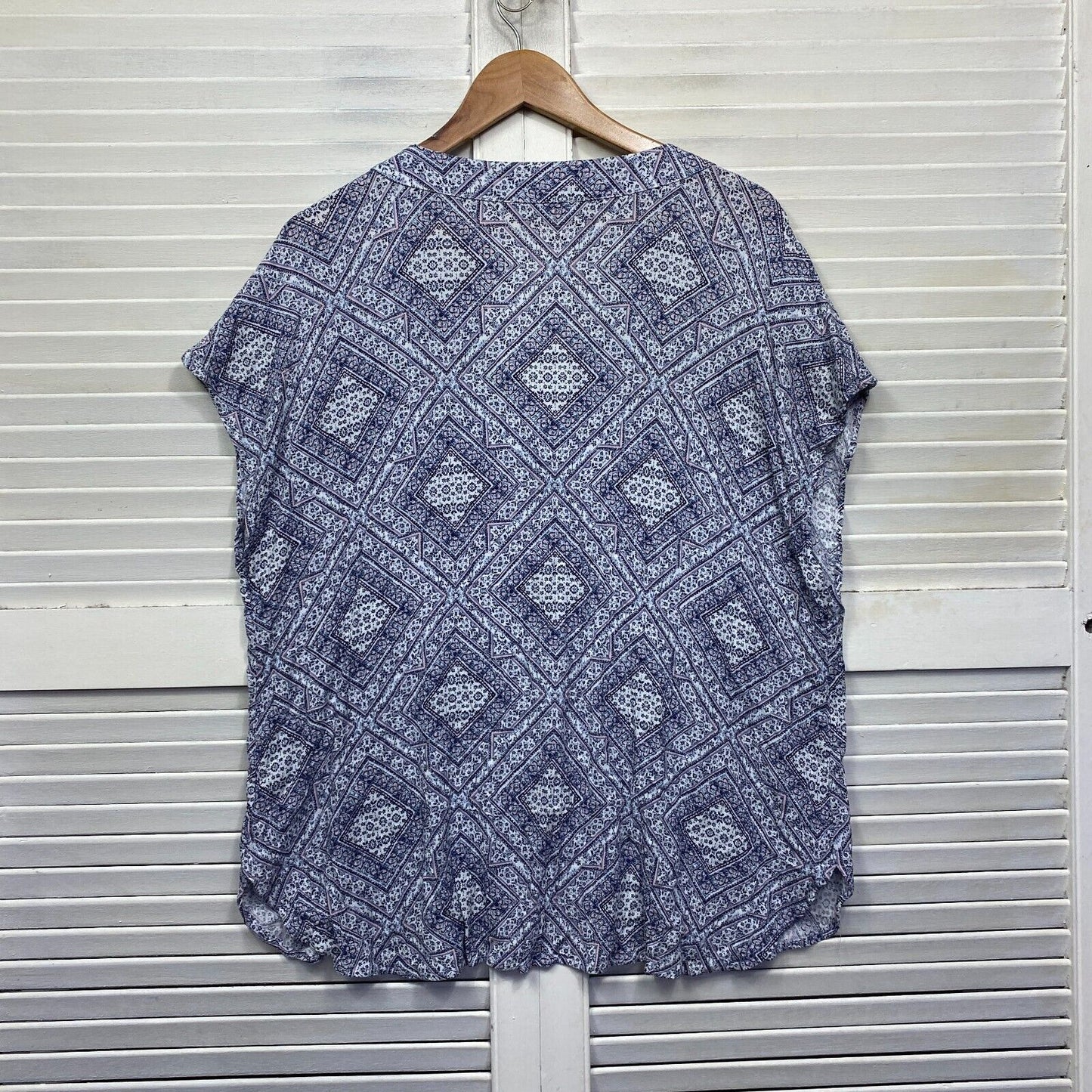 Target Top Size 20 Plus Short Sleeve Blue Patchwork Print