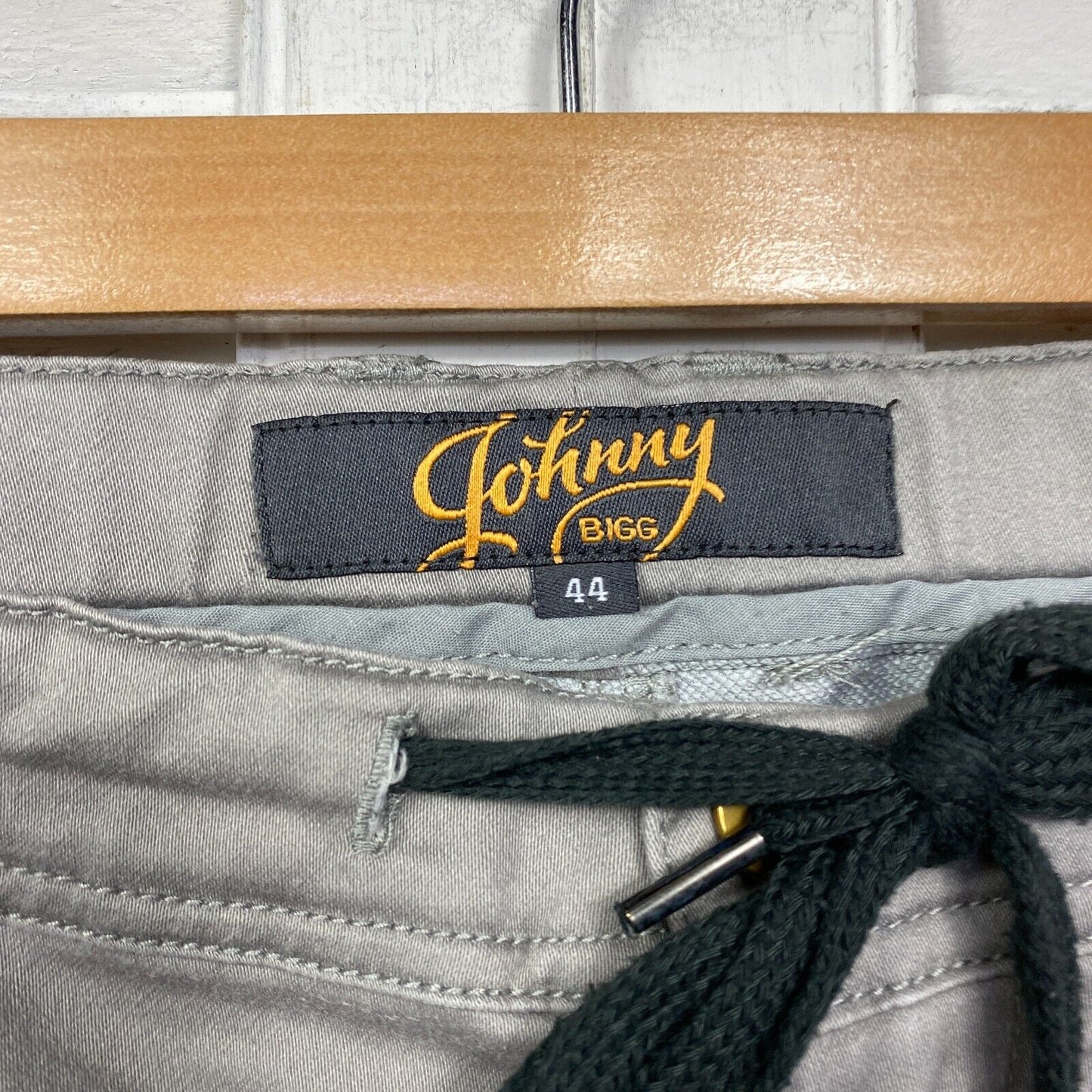 Johnny Bigg Mens Shorts Size 44 Grey Pockets Bermuda