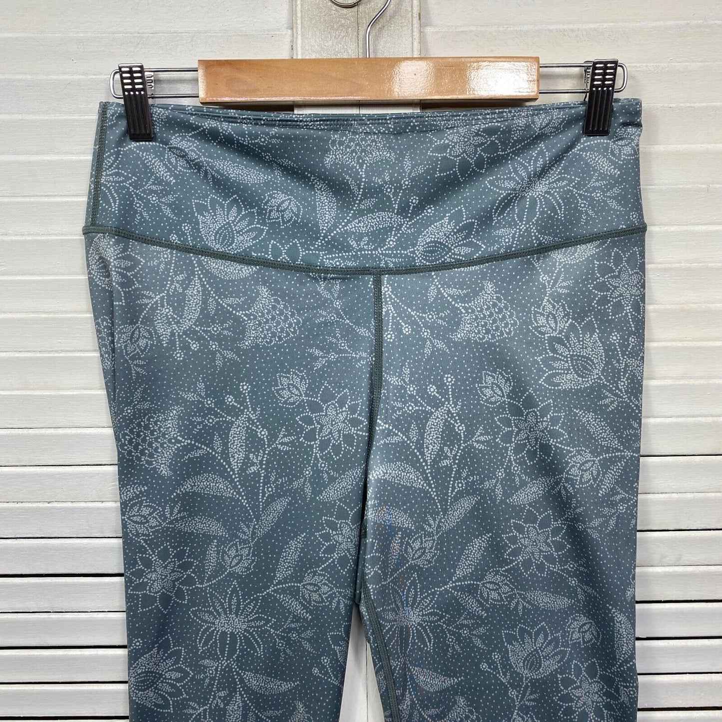 Activewear Leggings Size Large Grey Ankle Length