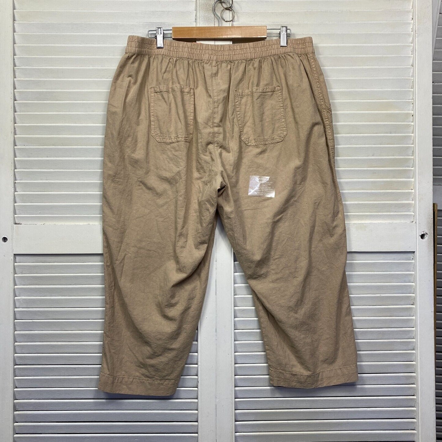 Millers Pants Size 18 Plus Beige Cropped 3/4 Length Pockets New