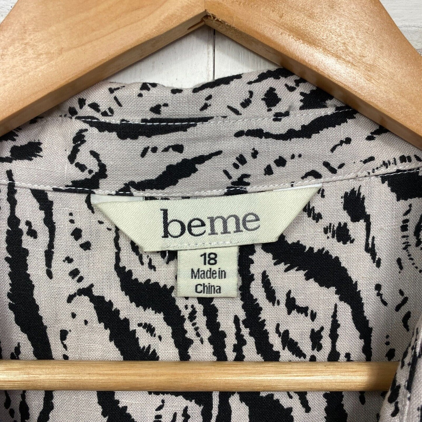 Beme Shirt Dress or Long Tunic Top Size 18 Plus Beige Black Pockets