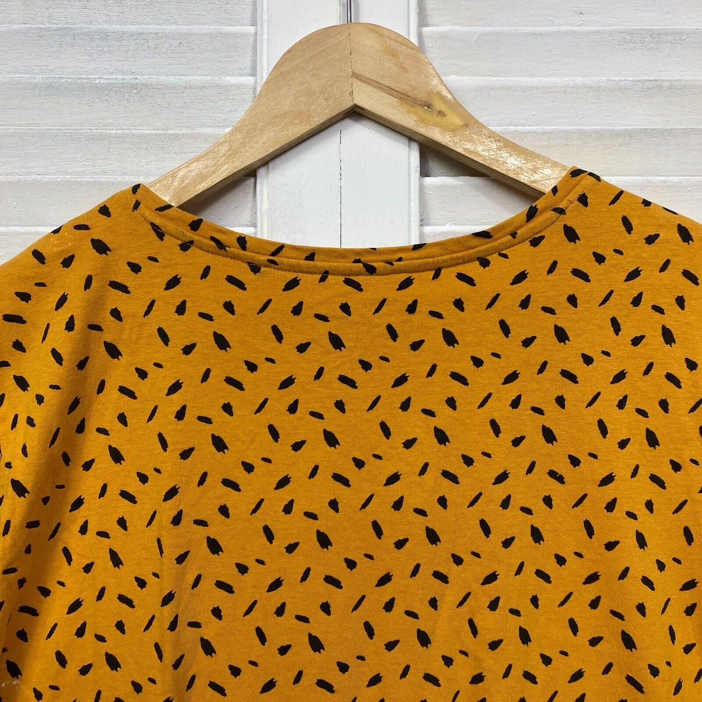 Brillant Basics Plus Size Top Size XL Mustard Short Sleeve T-shirt