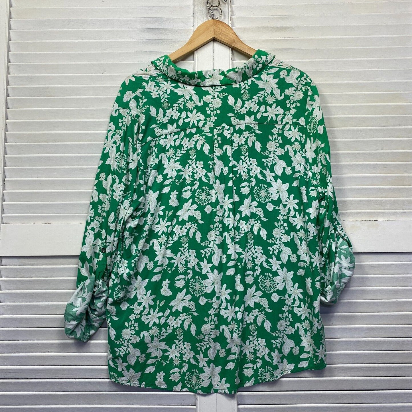 Rockmans Top Size 18 Plus Green White Floral Button Up Long Sleeve