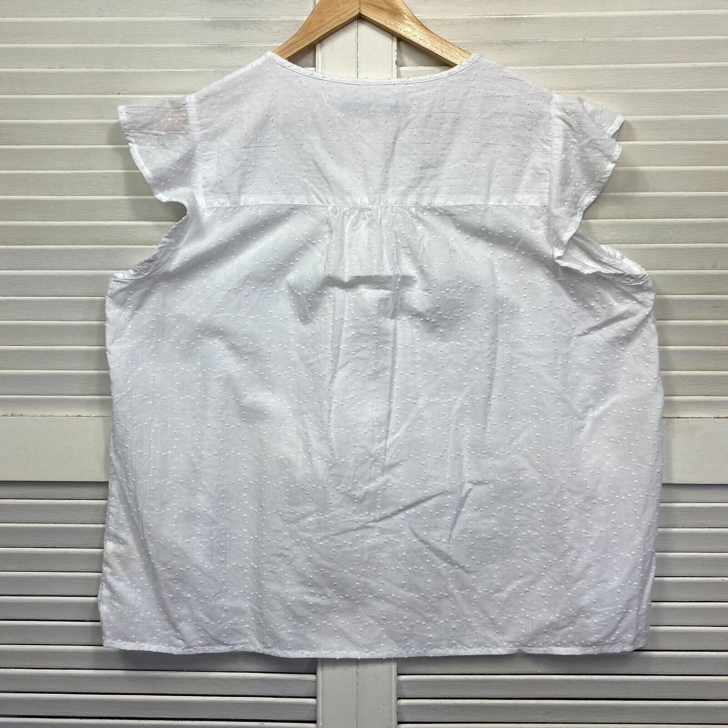 Target Top Size 18 Plus White Short Sleeve Ruffle Sheer Pleated Cotton