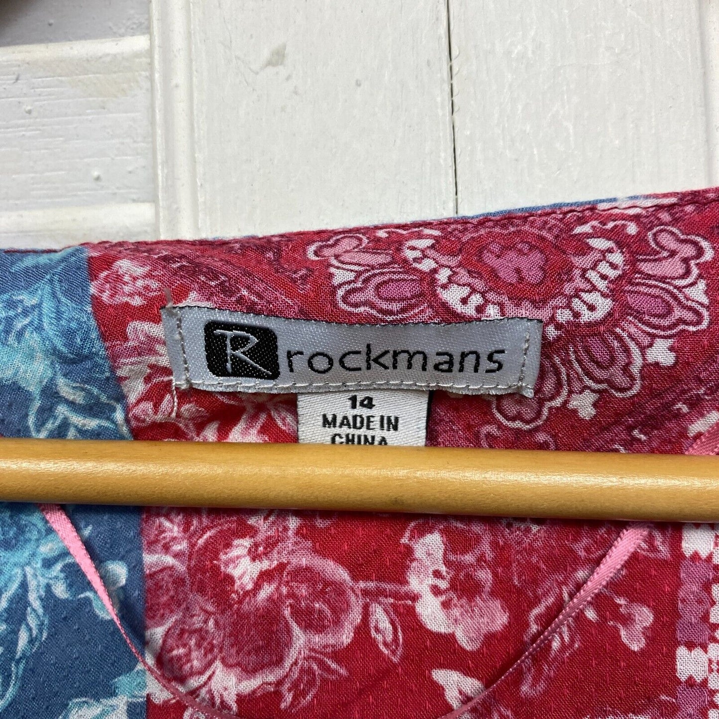 Rockmans Top Size 14 Multicoloured Patchwork Floral Viscose V Neck