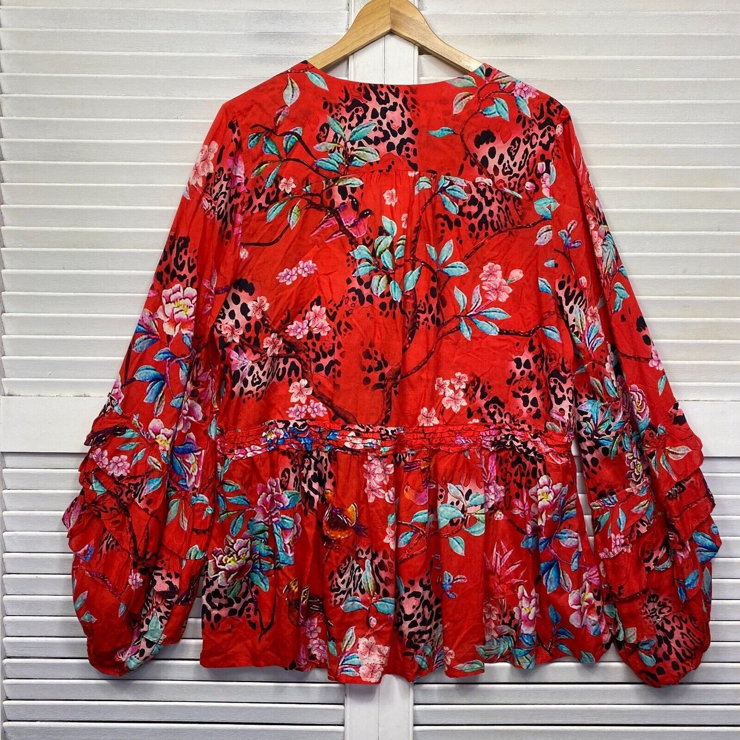 Lulu Soul Top Size Large Red Floral Long Sleeve Billow Oversized Sleeve