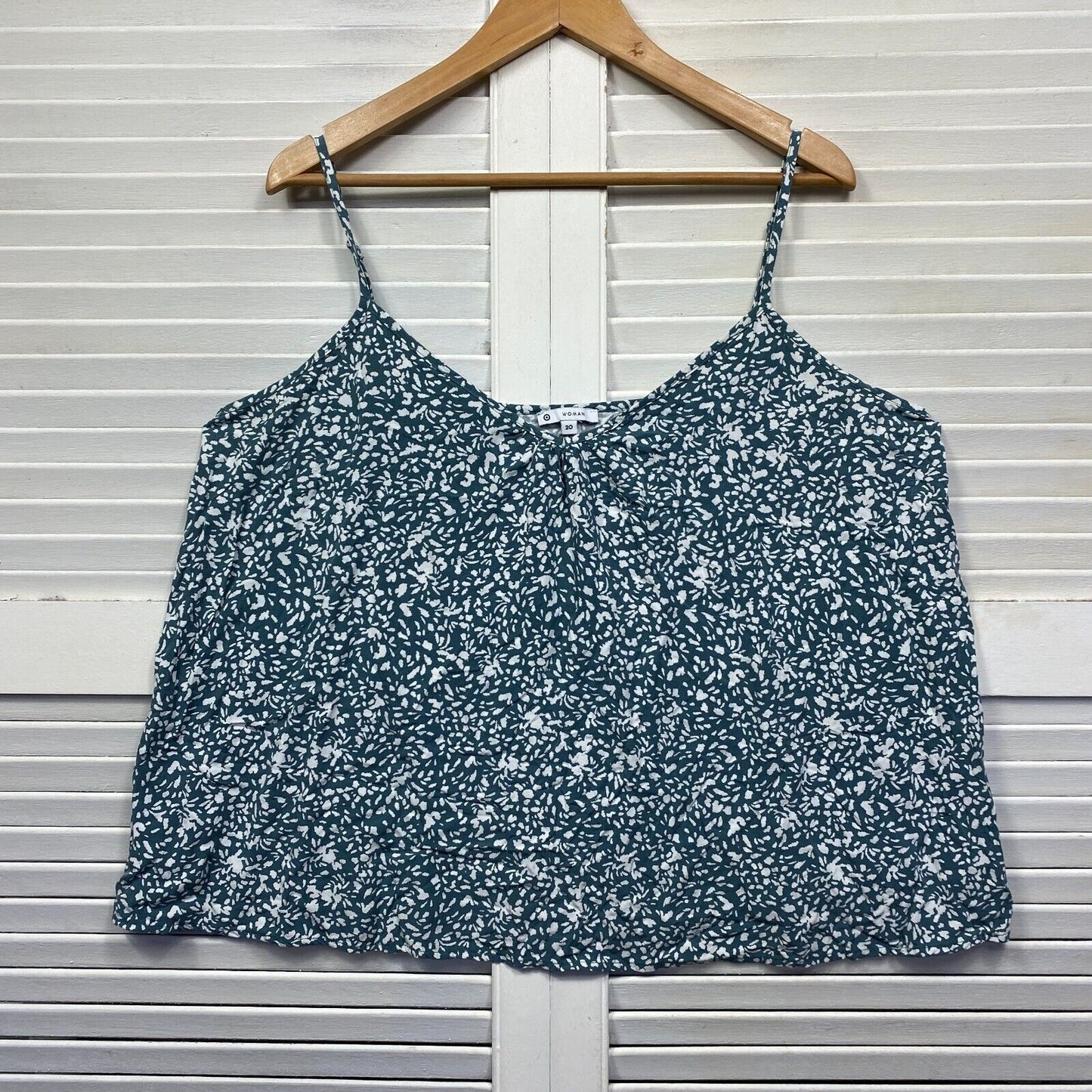 Target Top Size 20 Plus Sleeveless Tank Blue White Floral Adjustable