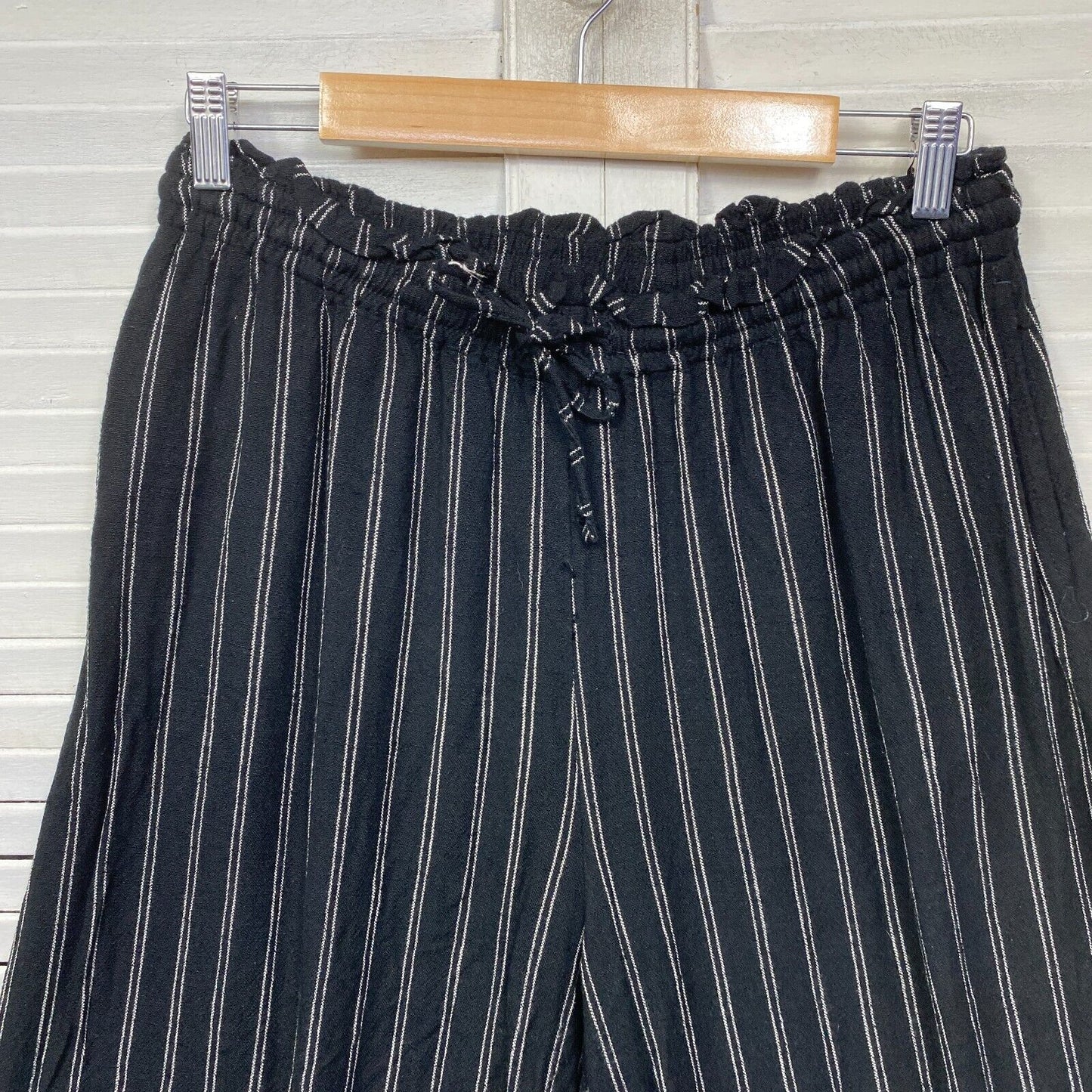 Anko Cropped Pants Size 14 Plus Black Striped Pockets Wide Leg Viscose