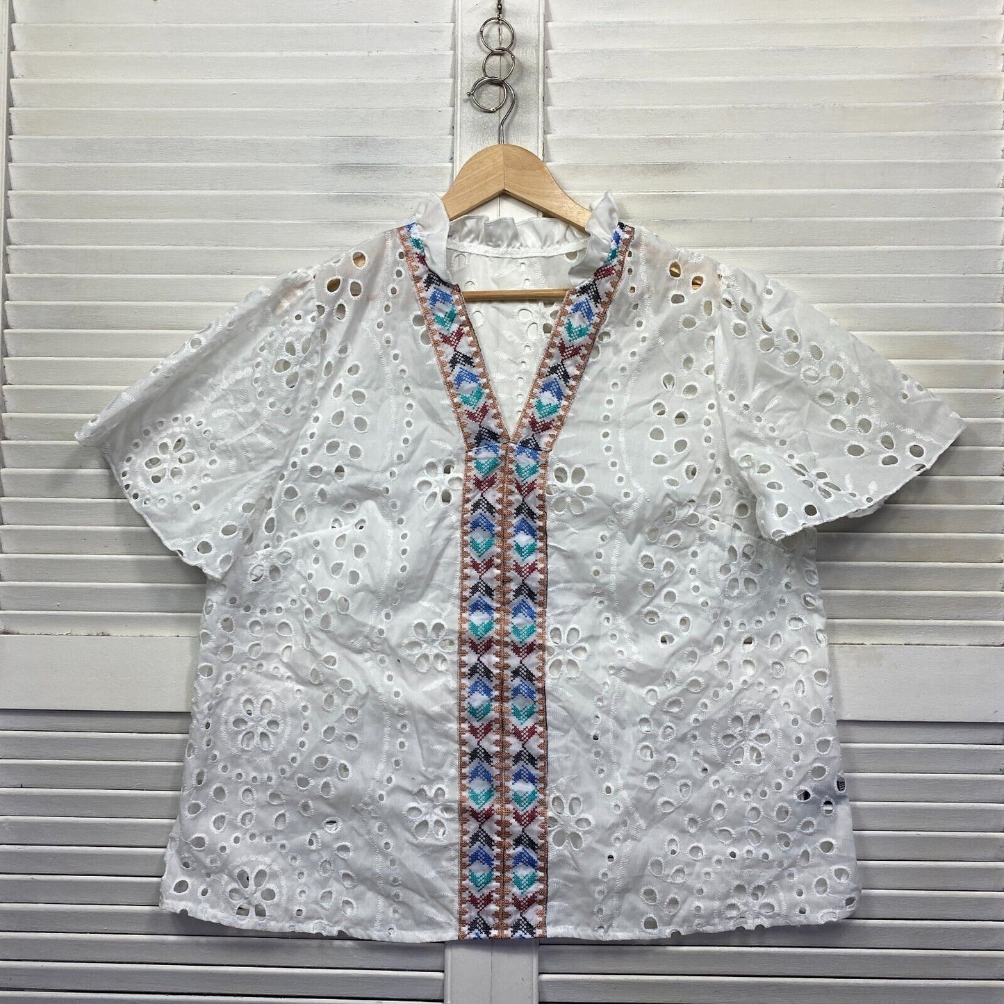 Shein Top Size 1XL 16 Plus White Short Sleeve Crochet Embroidered Preloved