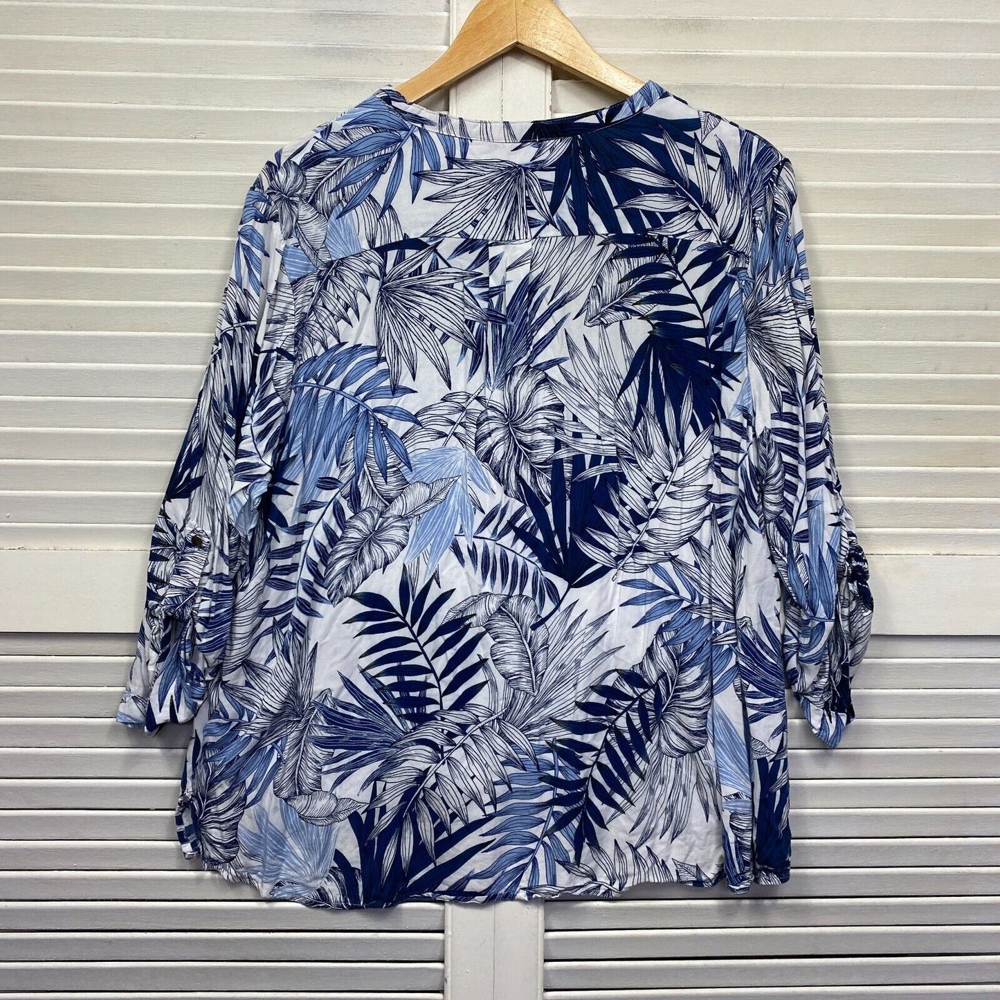 Rockmans Top 20 Plus Blue Floral Leaf Roll Tab Sleeve Viscose Preloved