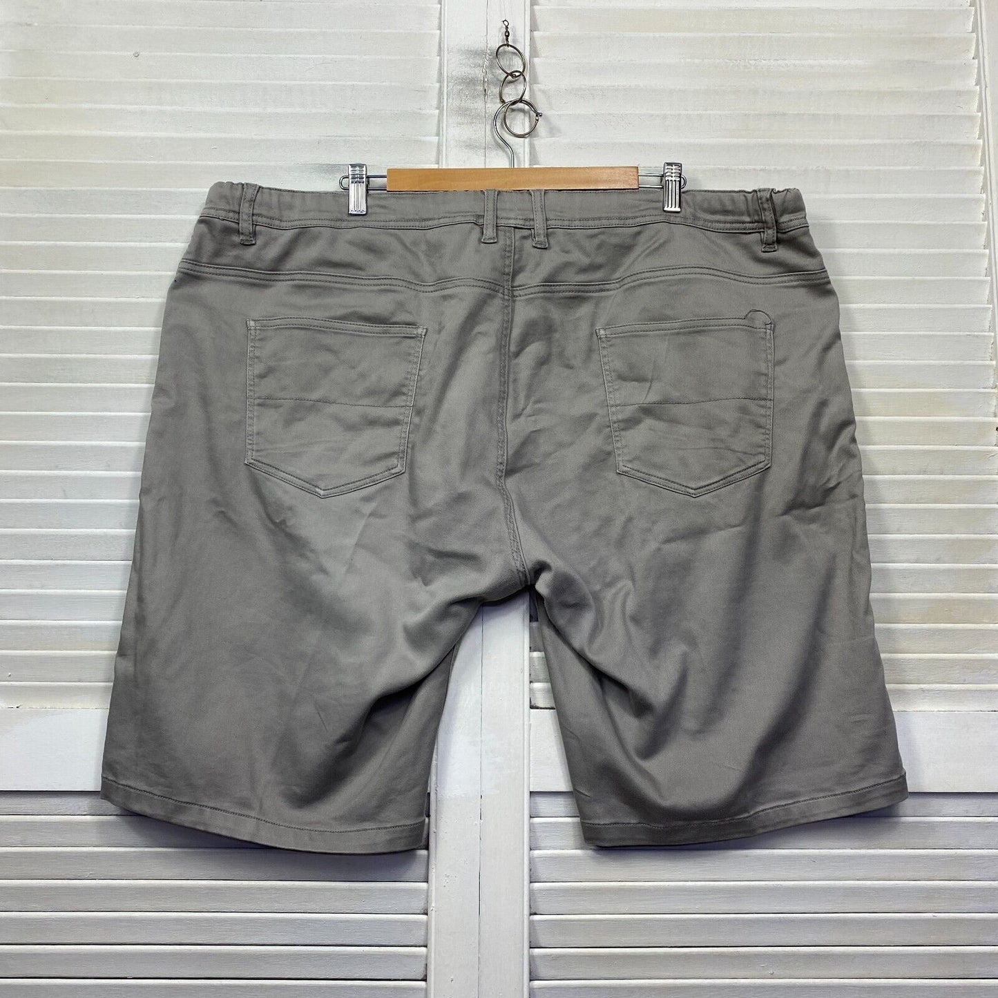 Johnny Bigg Mens Shorts Size 44 Grey Pockets Bermuda