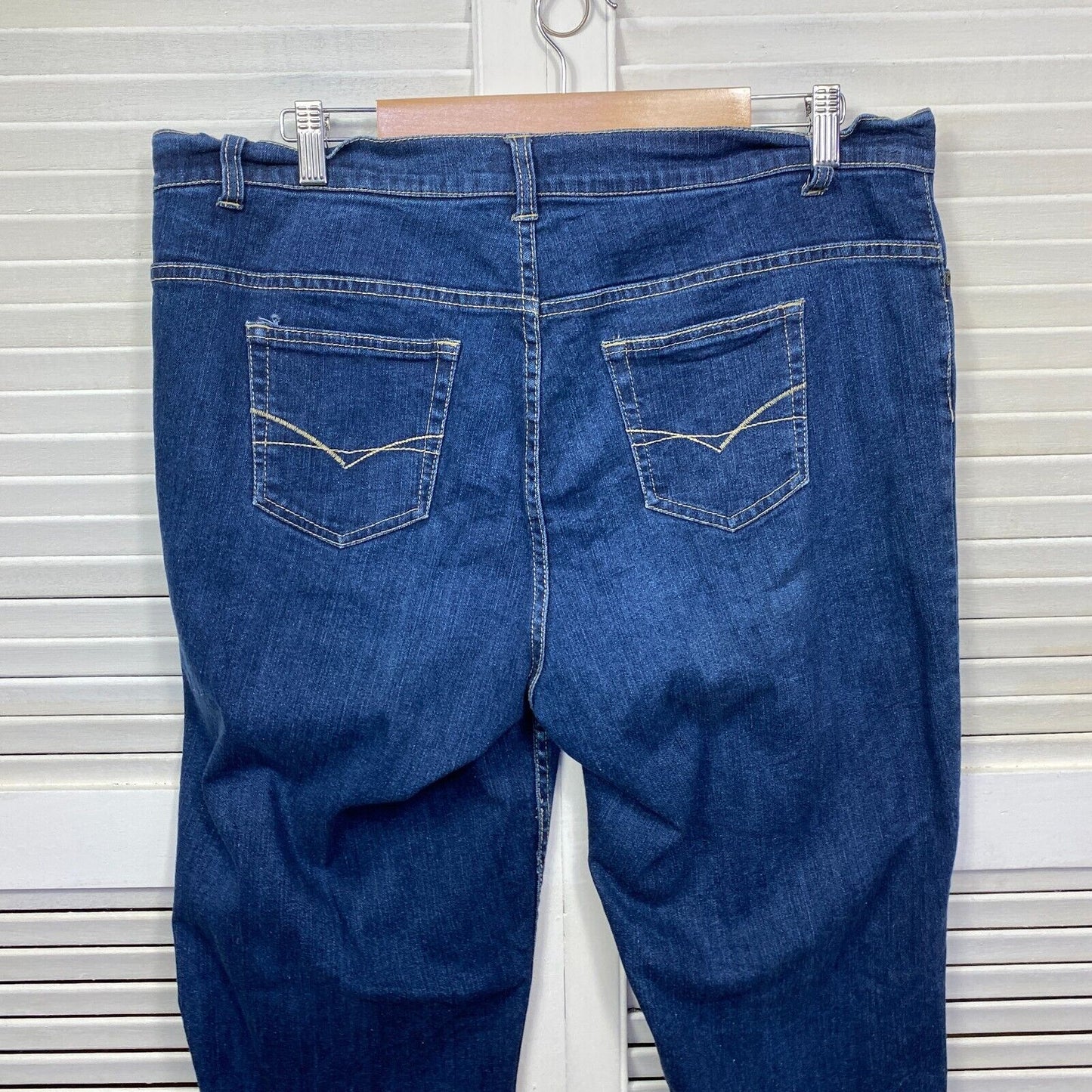 Capture Jeans Size 18 Blue Denim Pockets Zip Fly Bootcut