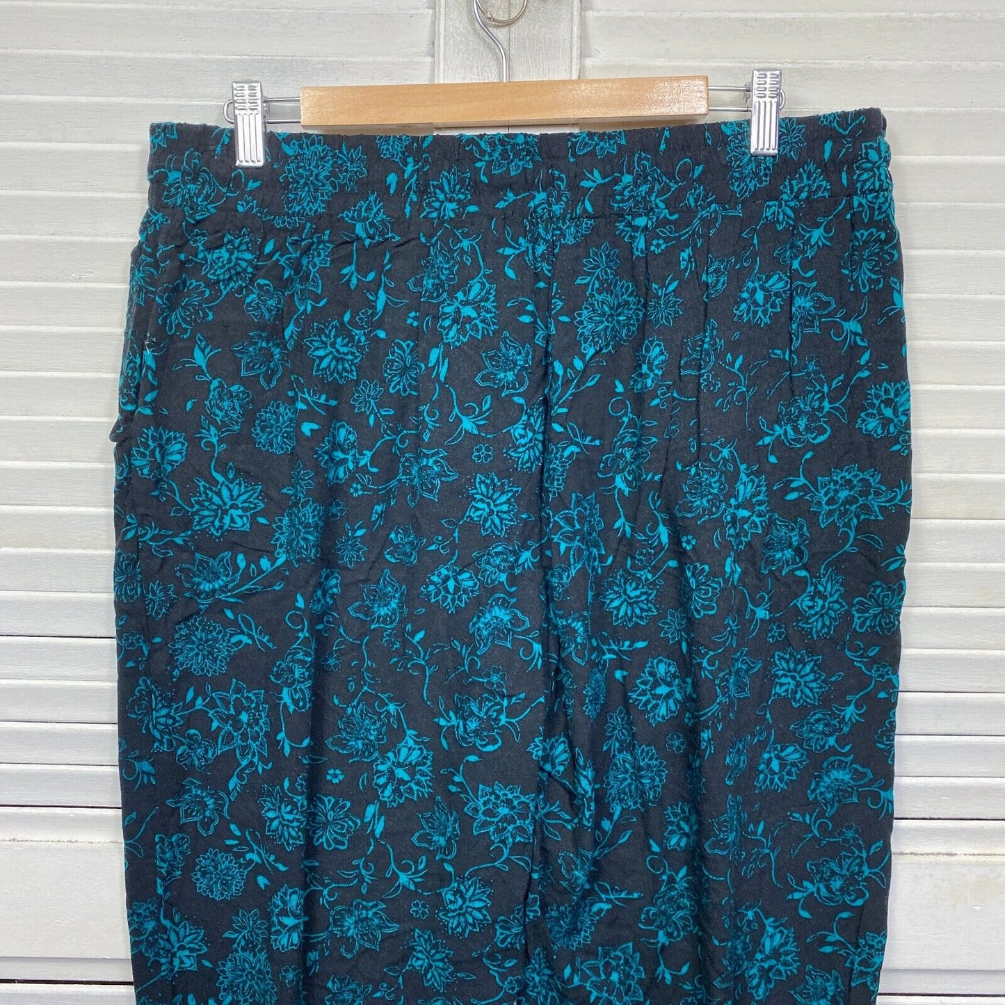 Millers Pants Size 16 Black Teal Ankle Cuff Pockets Drawstring Floral Casual