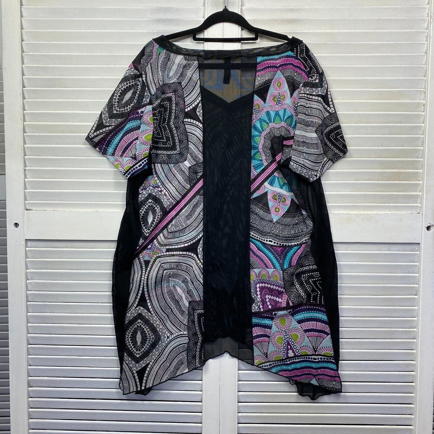 Taking Shape Top Size 14 Plus XS Black Short Sleeve Sheer Tunic