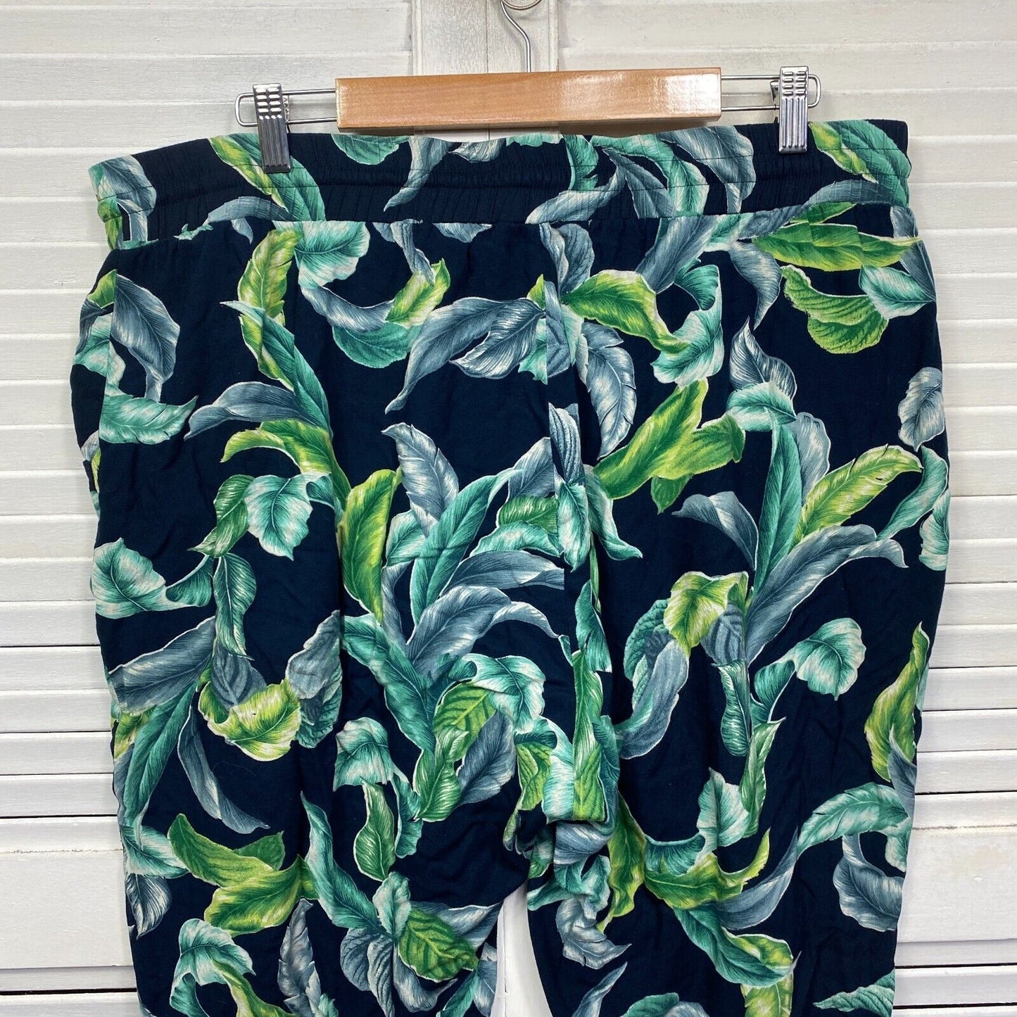 Beme Pants Size 18 Plus Multicoloured Floral Leaf Print Cropped Pockets Viscose