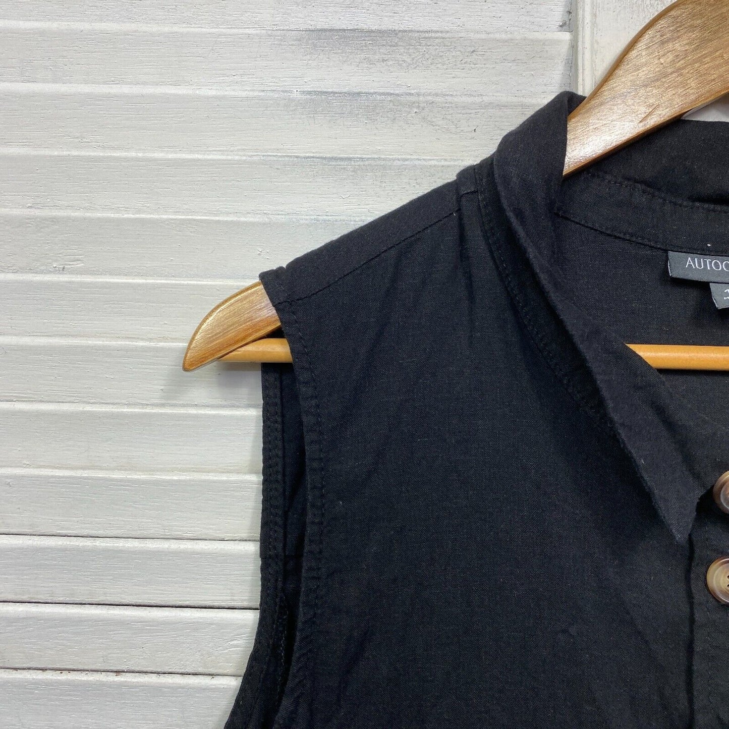 Autograph Top Size 14 Plus Black Sleeveless Linen Blend Button Up