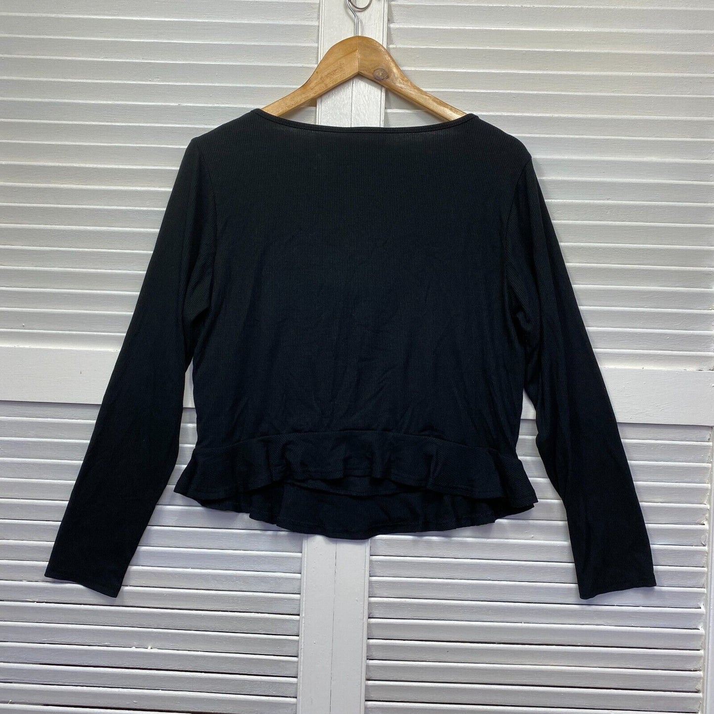 CCX Top Size 14 Plus XS Black Long Sleeve Cropped