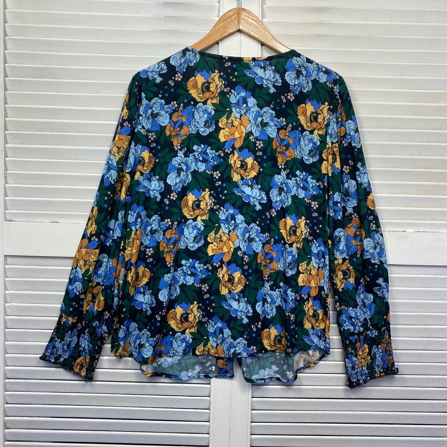 Capture Top Size 14 Blue Long Sleeve Multicoloured Floral Viscose