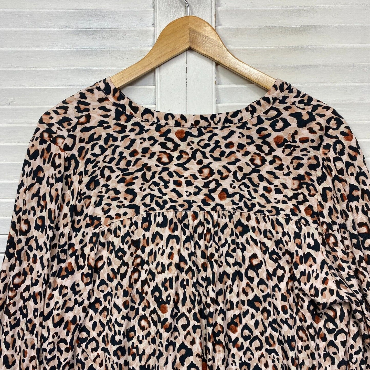 Target Top Size 16 Plus Animal Print Long Sleeve Viscose Multicoloured