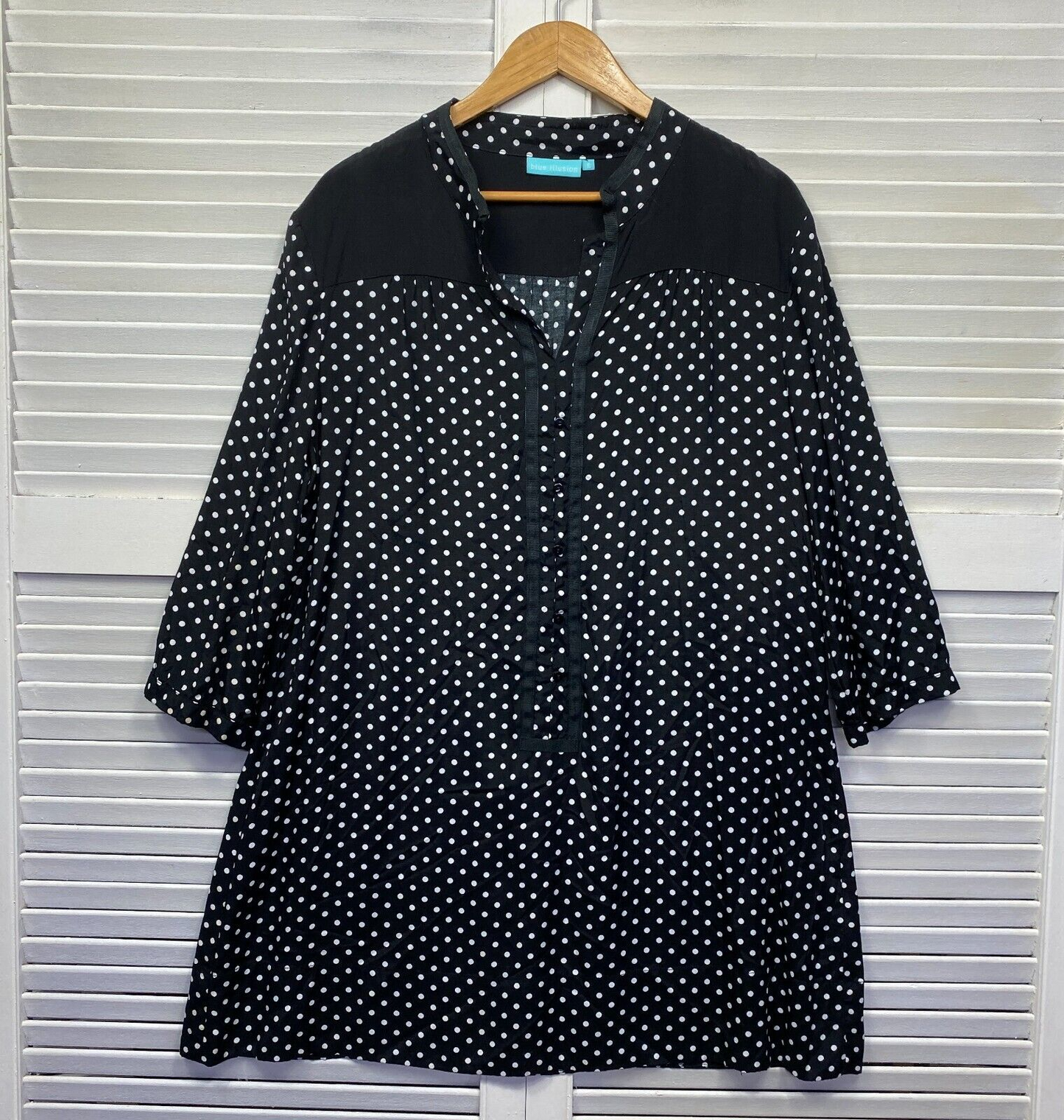 Blue Illusion Top Size 16 18 XL Plus Black White Polka Dots Long Sleeve Longline