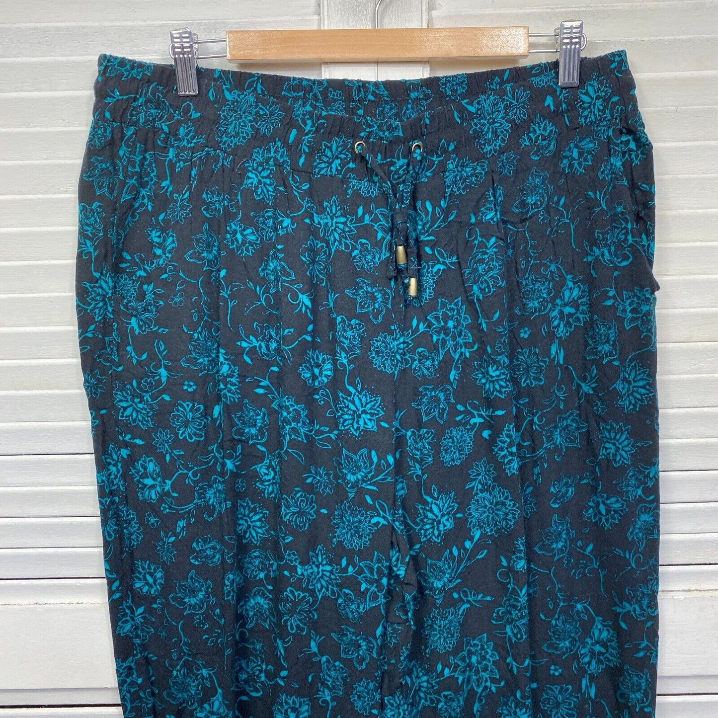 Millers Pants Size 16 Black Teal Ankle Cuff Pockets Drawstring Floral Casual