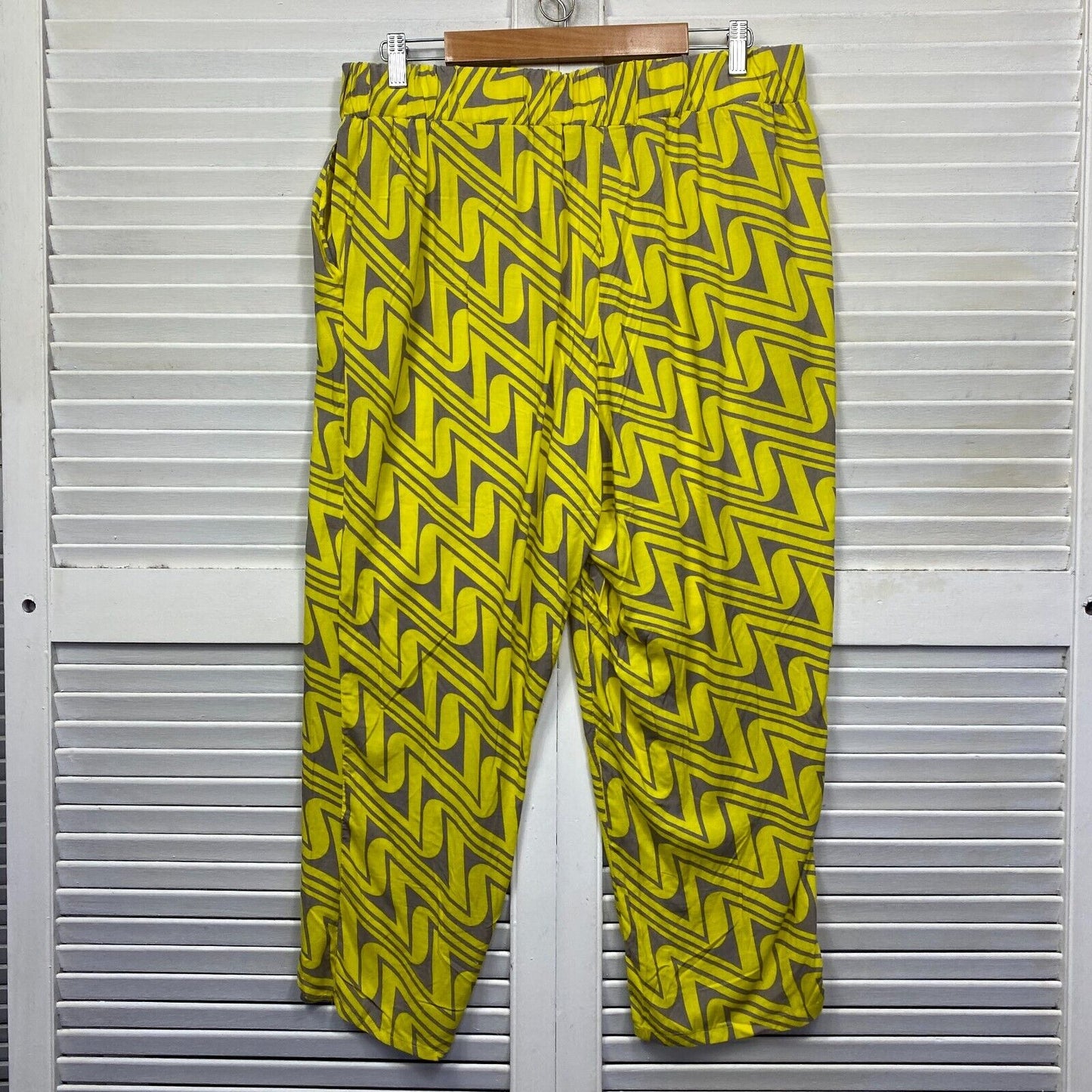 Rivers Pants Size 16 Plus Yellow Grey Geometric Pockets Viscose