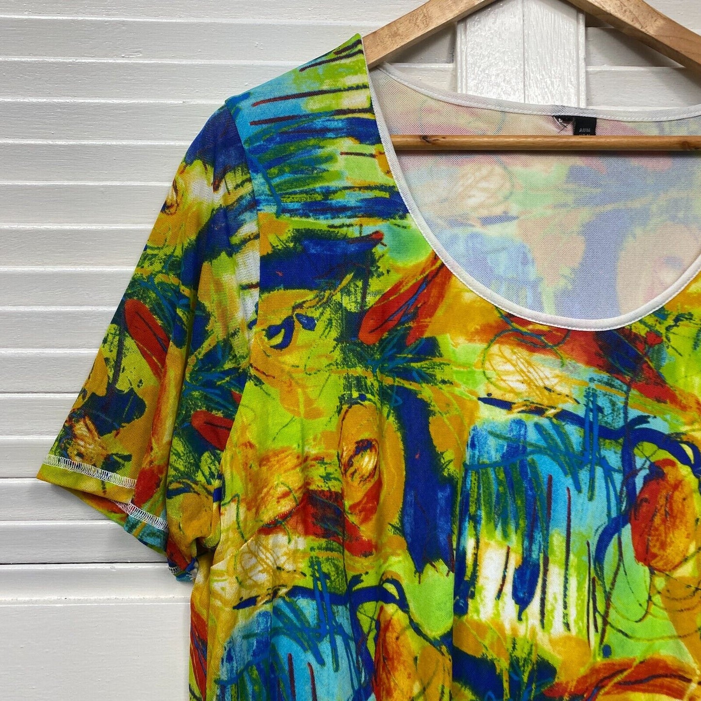 Taking Shape Top Size 18 Plus Medium Short Sleeve Multicoloured