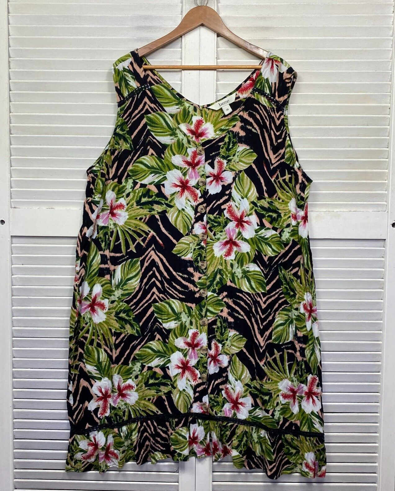 beme Dress Size 20 Plus Black Floral Sleeveless Long Shift Viscose V Neck