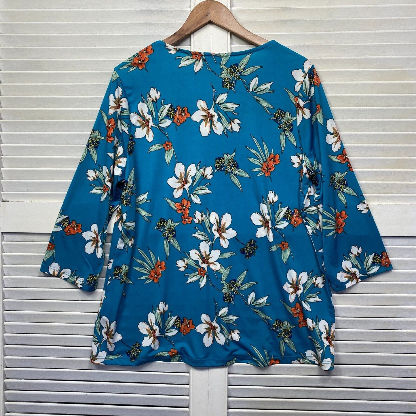 Millers Top Size 18 Plus Blue Floral Long Sleeve