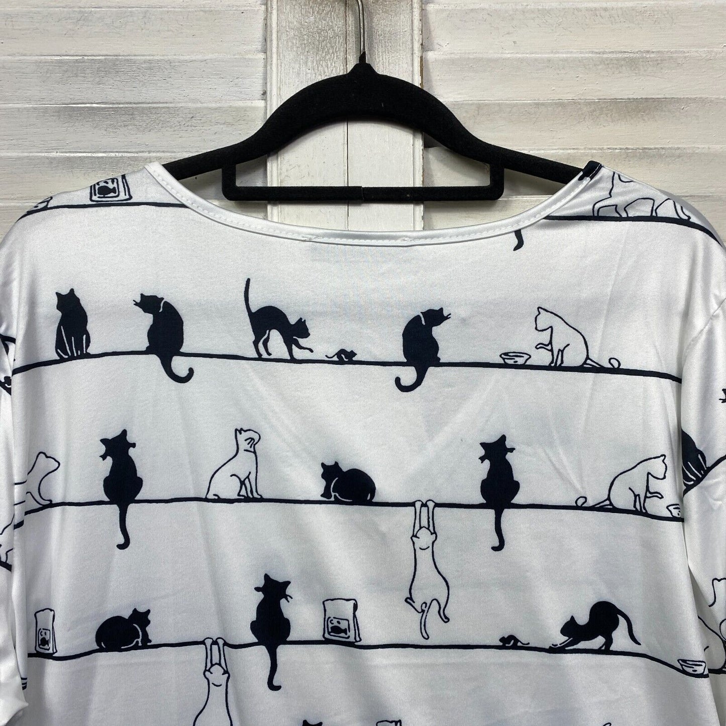 Shein Cats Top Size 14 16 0XL Plus White Black Long Sleeve Kittens