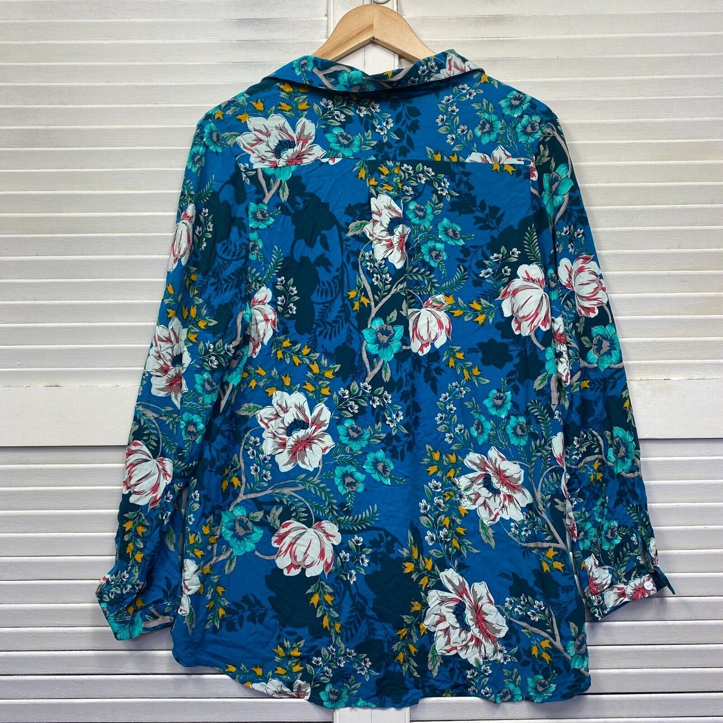 Millers Top Size 16 Plus Blue Floral Button Up Long Sleeve