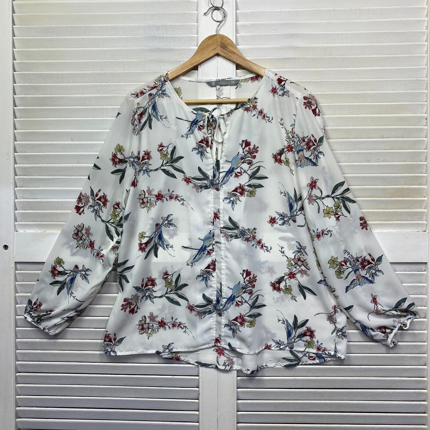 Katies Top Size 14 White Floral Long Sleeve Sheer Birds