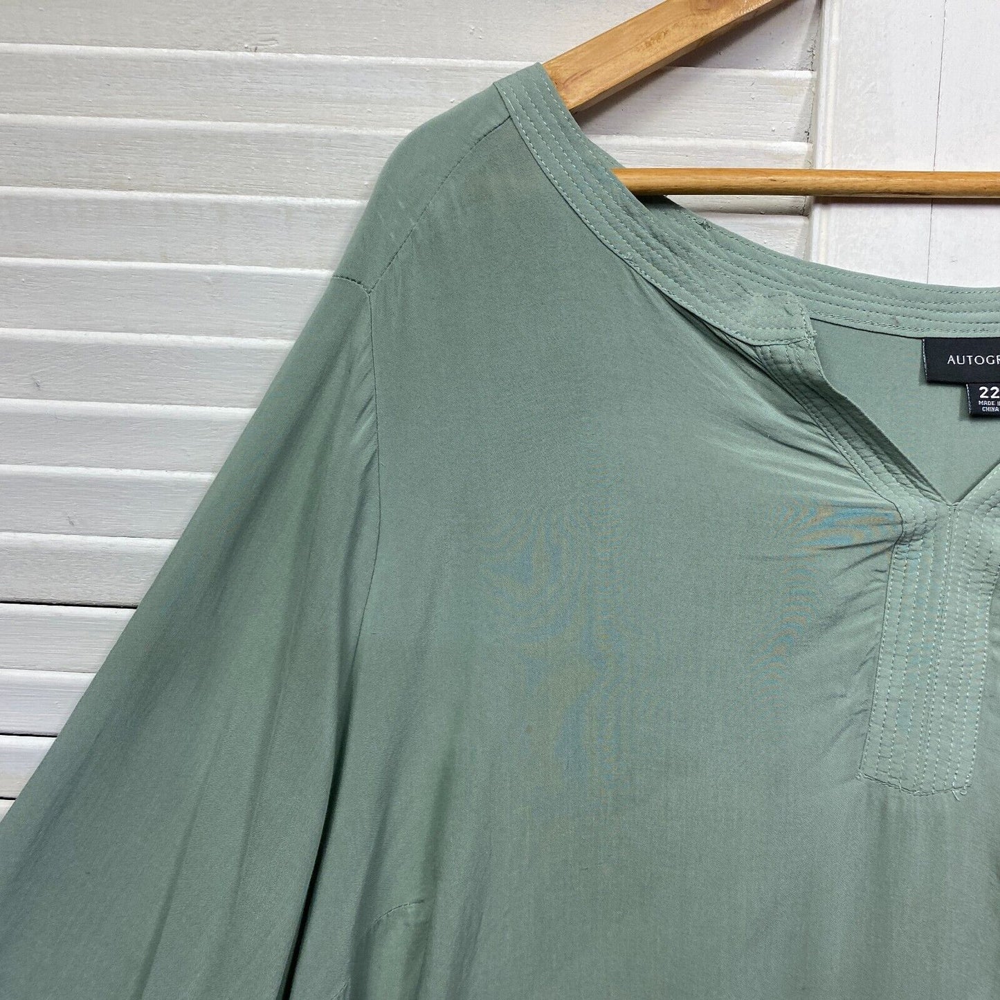 Autograph Top Size 22 Plus Green Long Sleeve Viscose