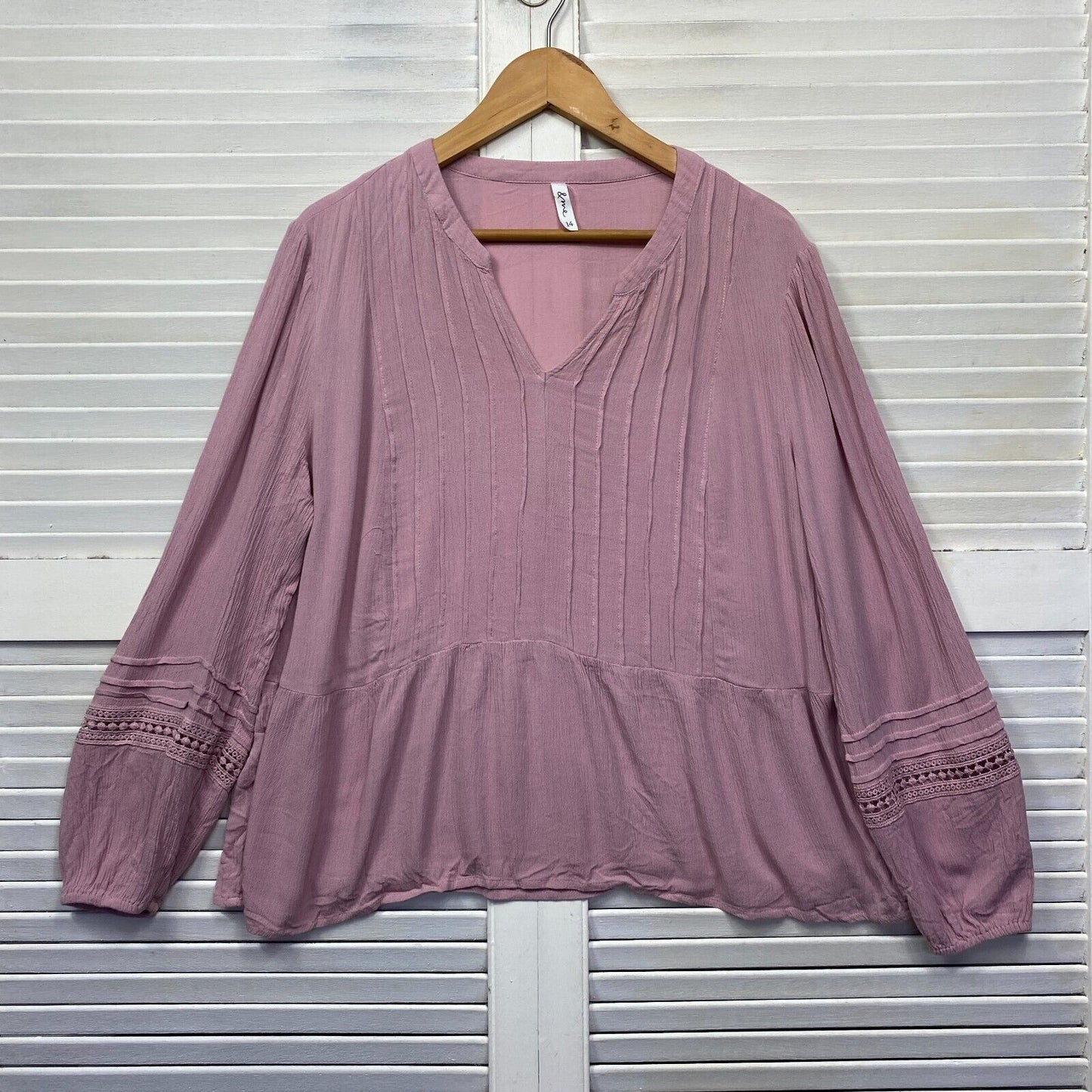 & Me Top Size 14 Pink Long Sleeve Crochet Viscose