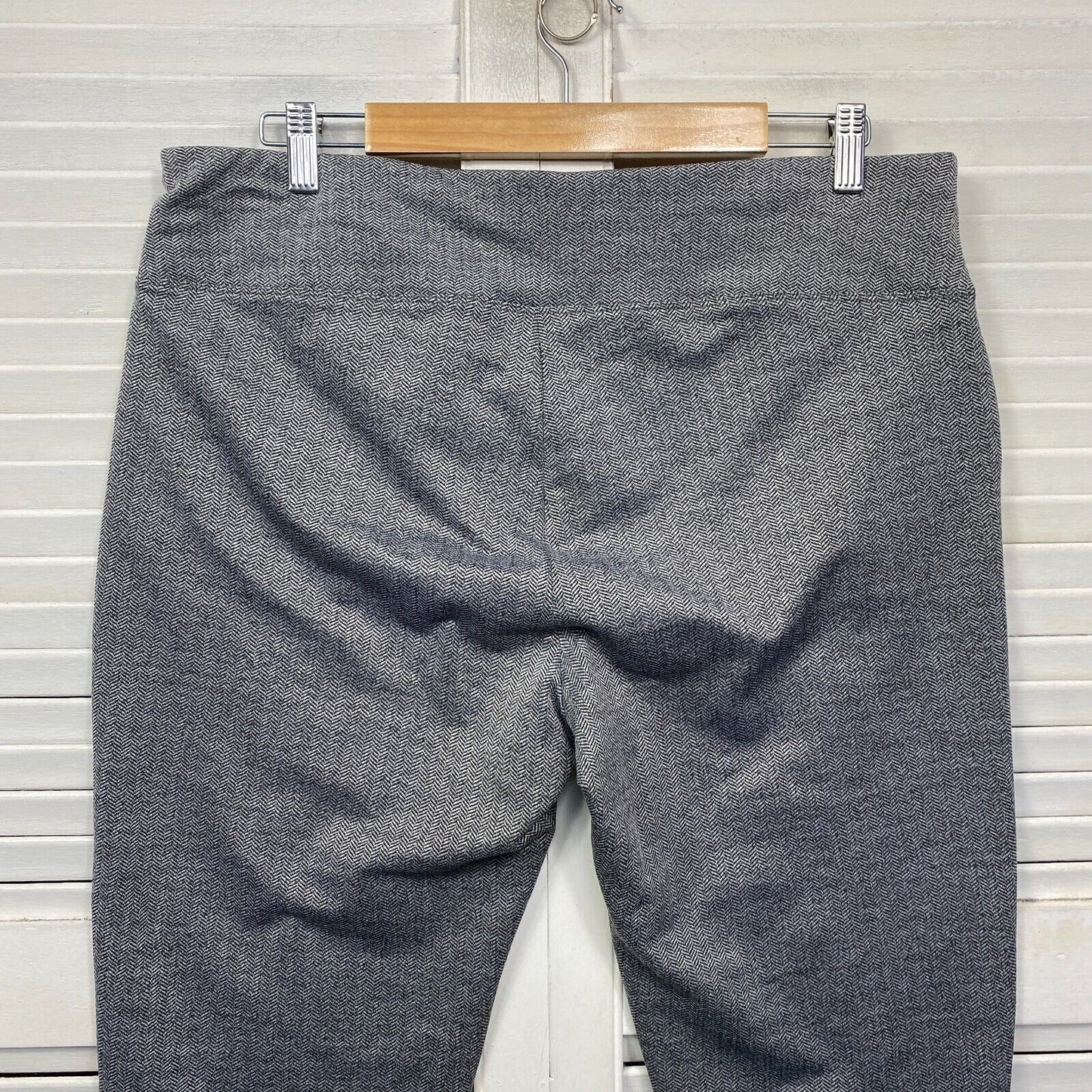 W Lane Pants Size 14 Grey Pull On Elastic Waist Straight Leg Zipped Pockets Office