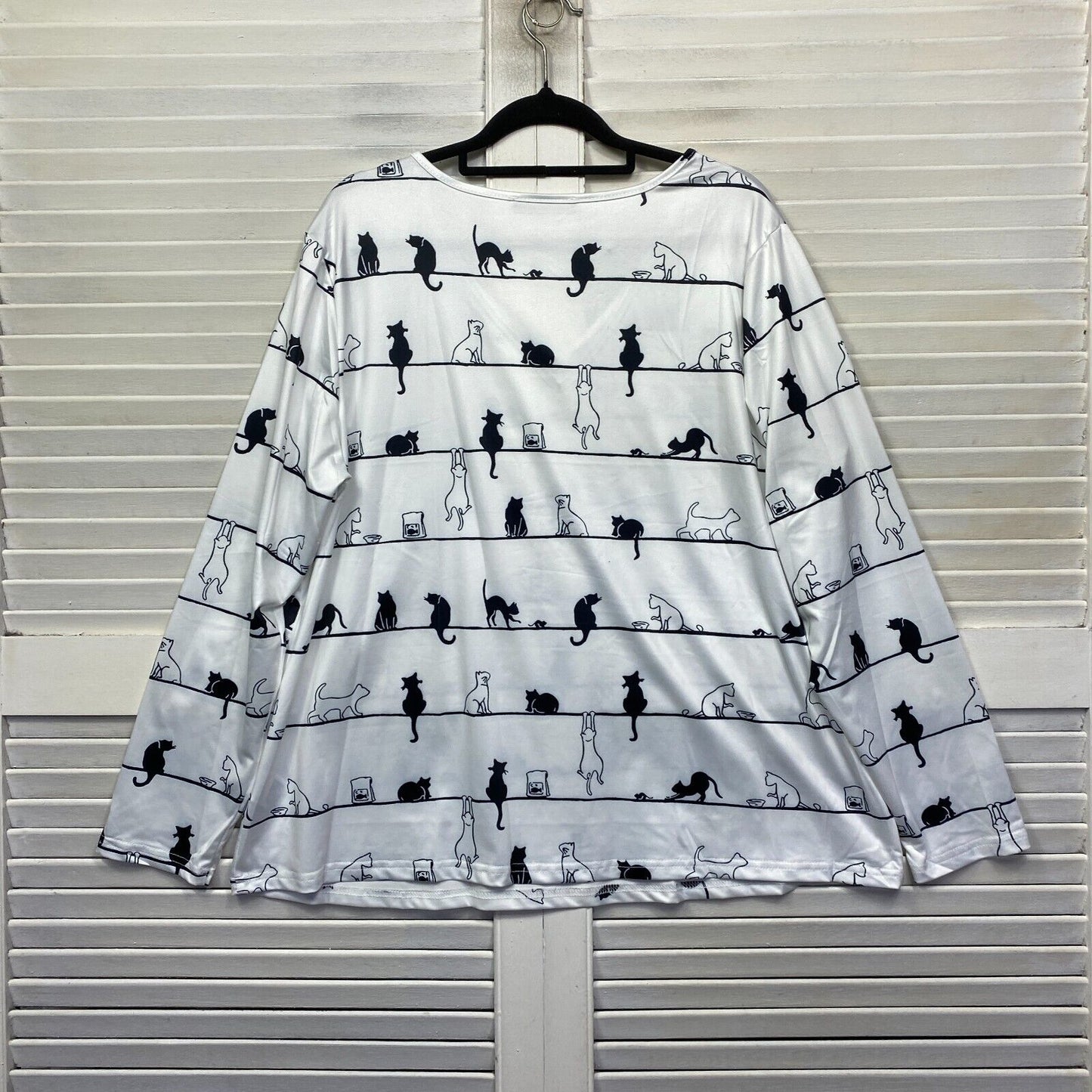 Shein Cats Top Size 14 16 0XL Plus White Black Long Sleeve Kittens