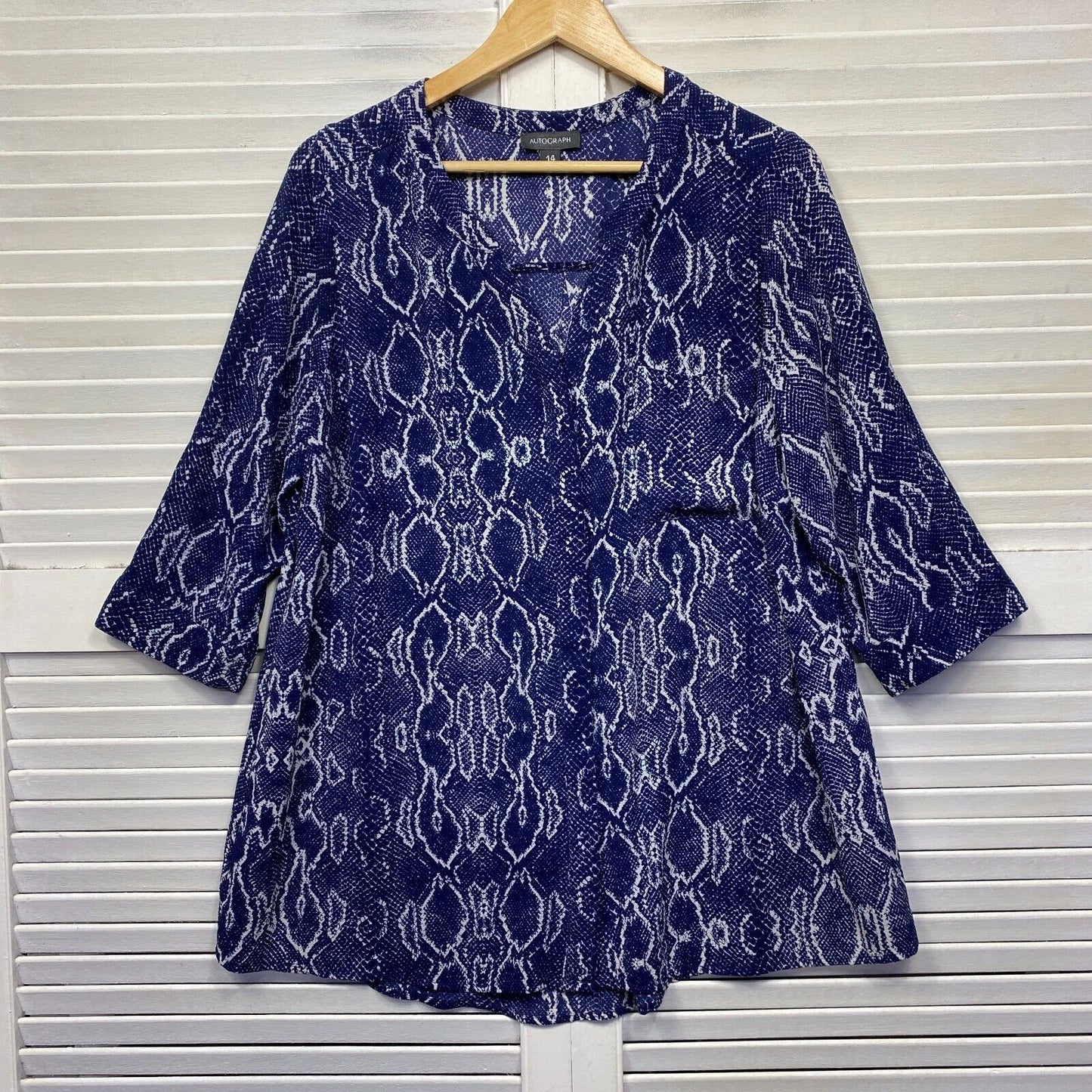 Autograph Top Size 14 Plus Blue Snakeskin Print V Neck Long Sleeve