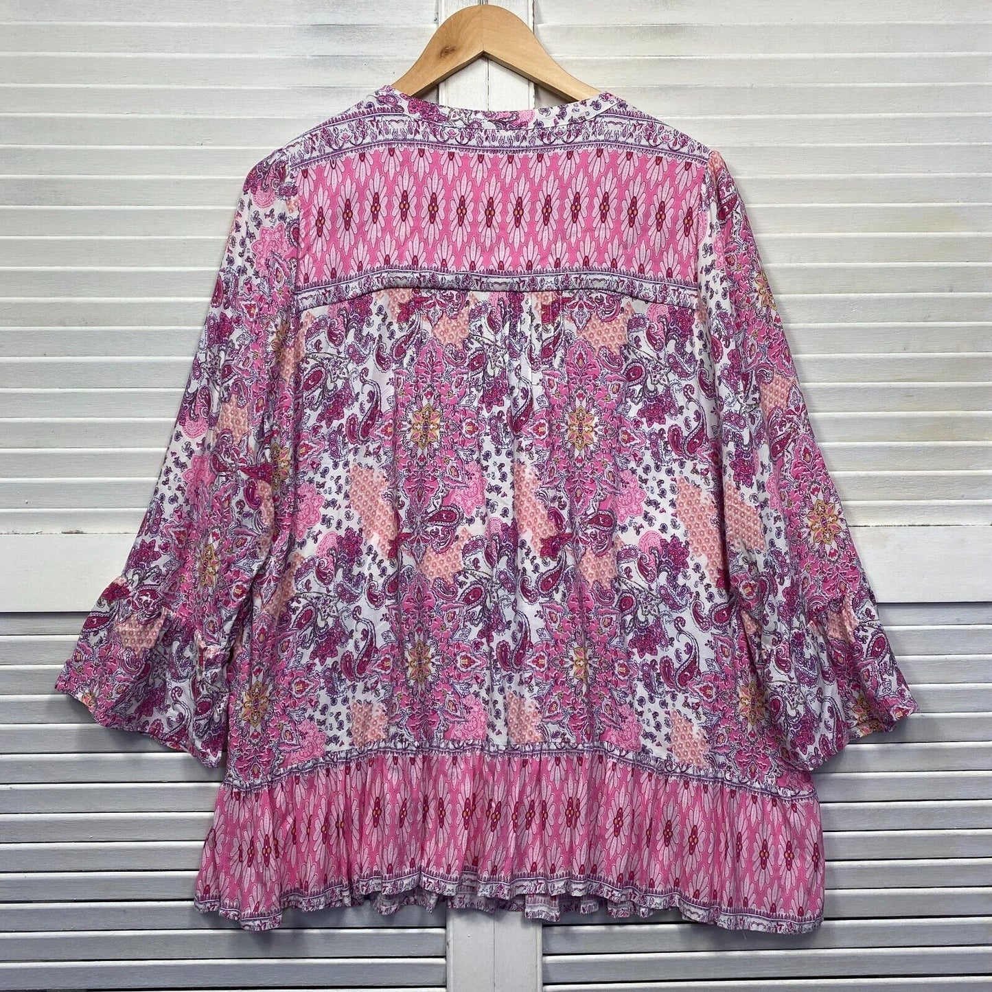 Threadz Top Size XL Plus Pink Paisley Print Long Sleeve Floral