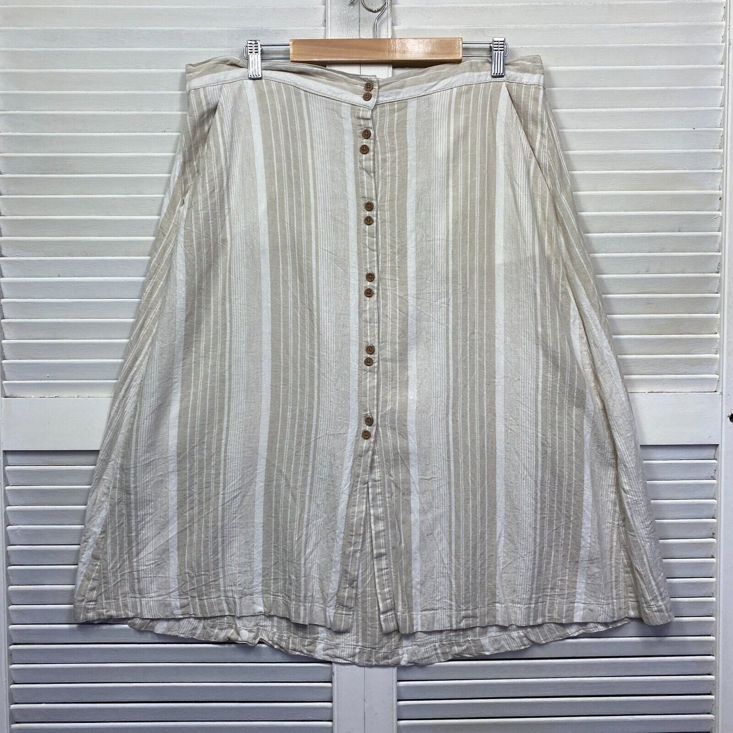 & Me Skirt Size 16 Plus Linen Blend Beige White Striped Pockets Midi Preloved