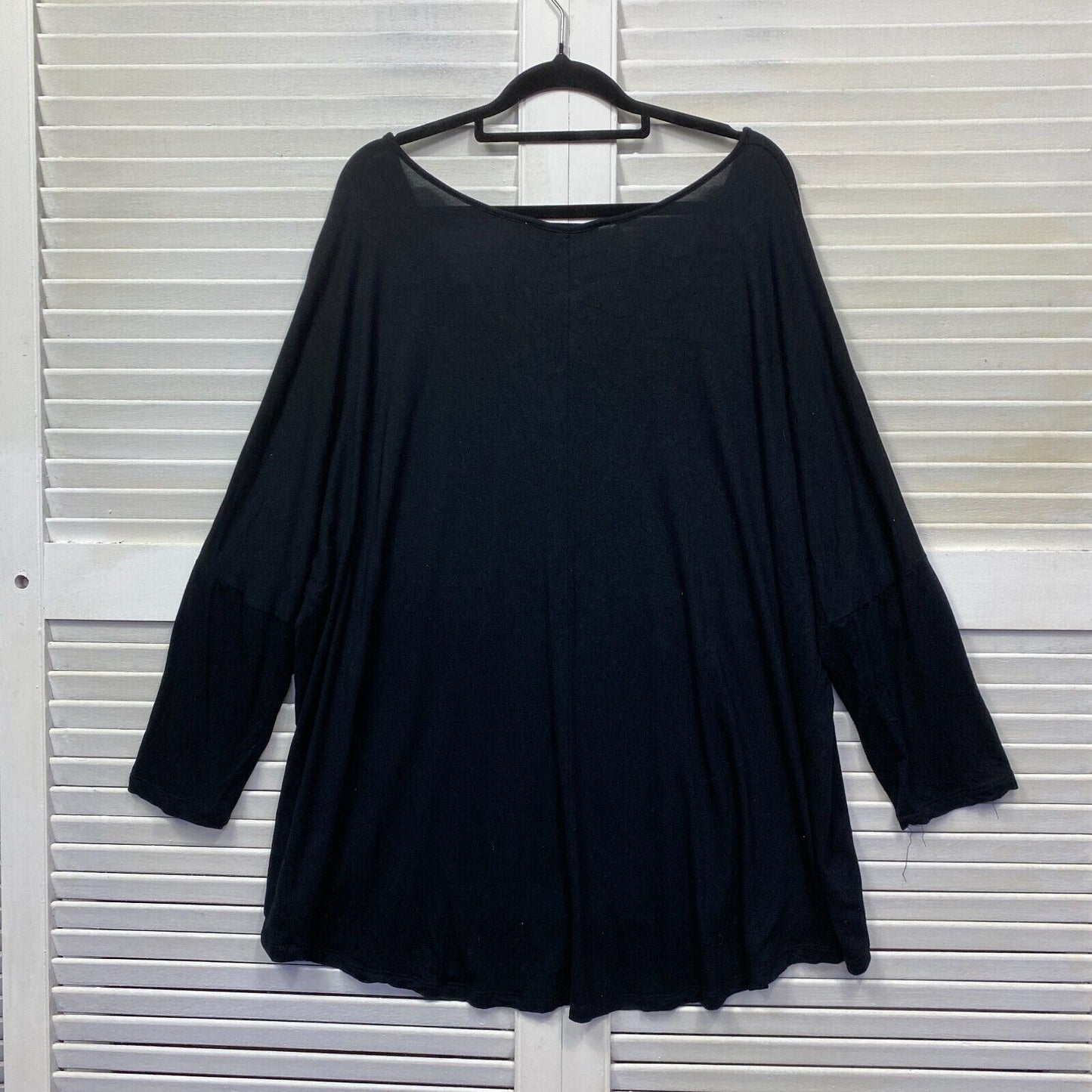 Betty Basics Top Size 16 Plus Black Long Sleeve Tunic Viscose