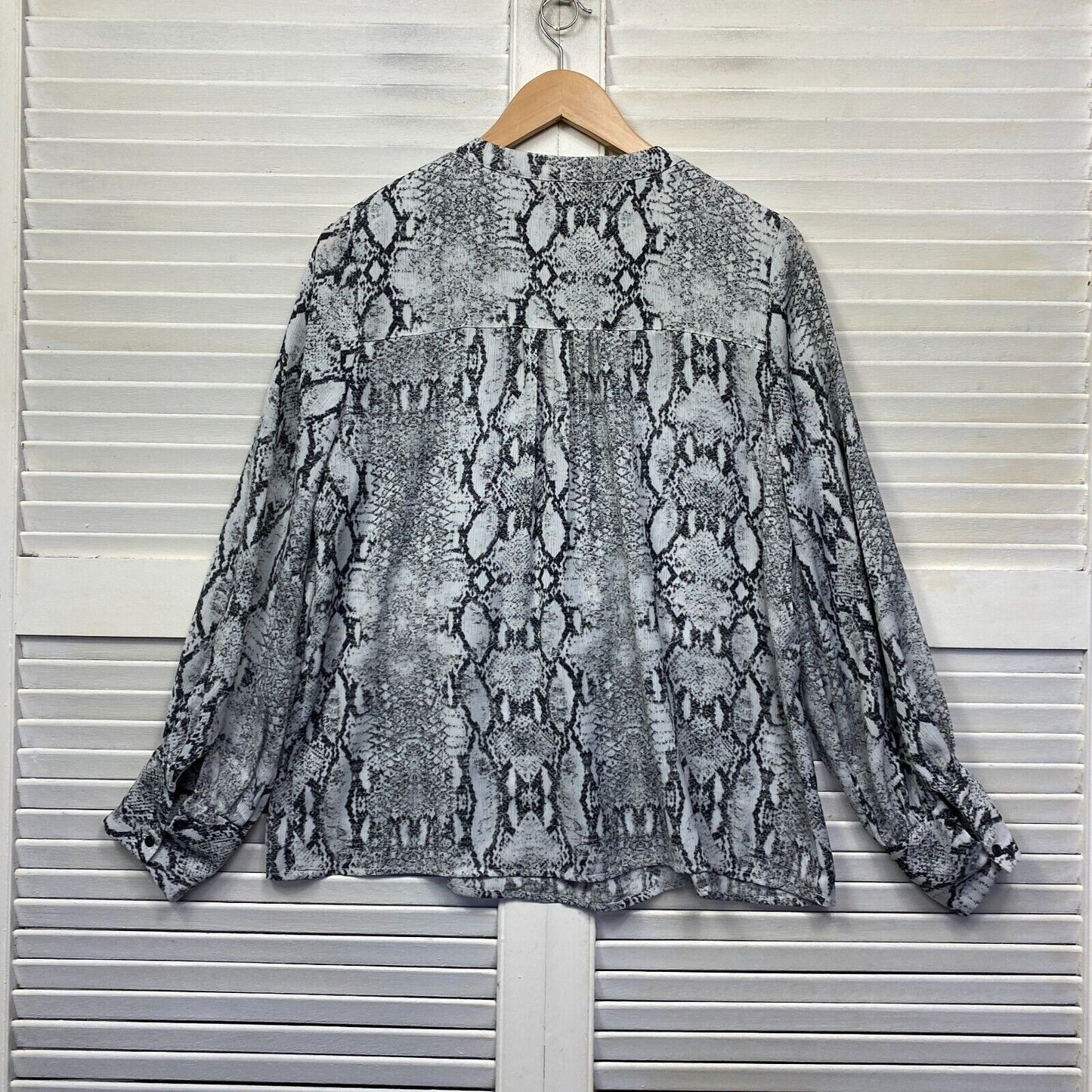 Target Top Size 14 Grey Long Sleeve Snakeskin Print