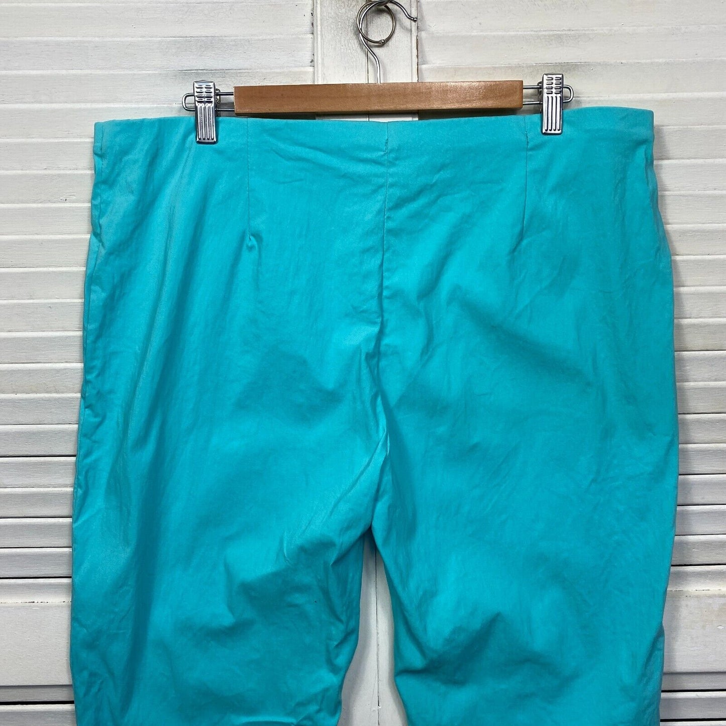 Noni B Pants Size XL Plus Blue Cropped Embroidered 7/8 Length