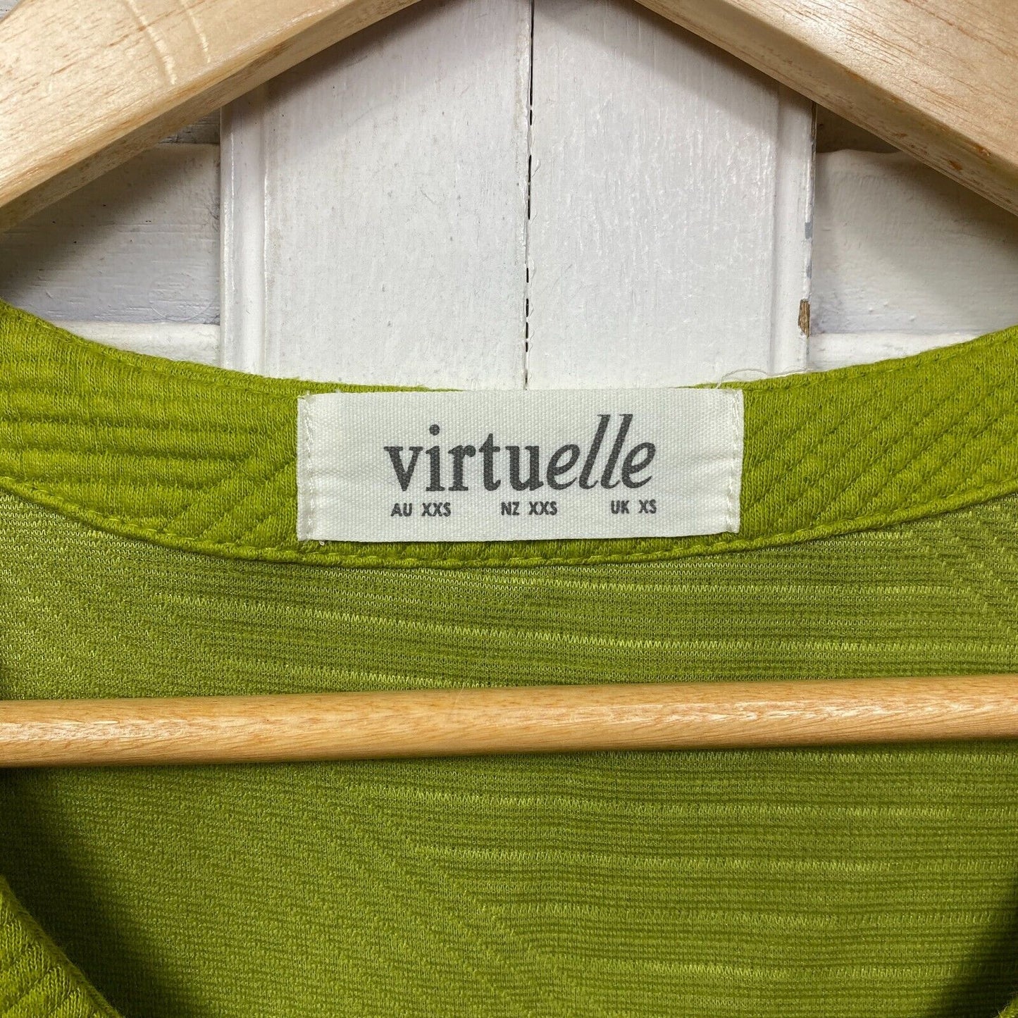 Virtuelle Top Size 14 XXS Plus Green Long Sleeve Cotton Blend