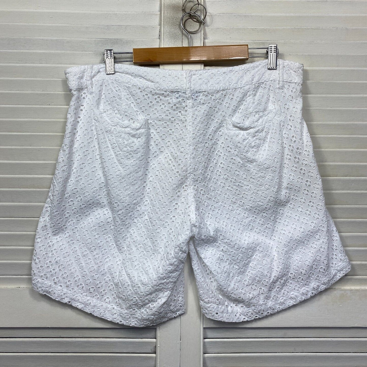 Boom Shankar Shorts Size 16 White Pockets Crochet Embroidered Cotton Boho