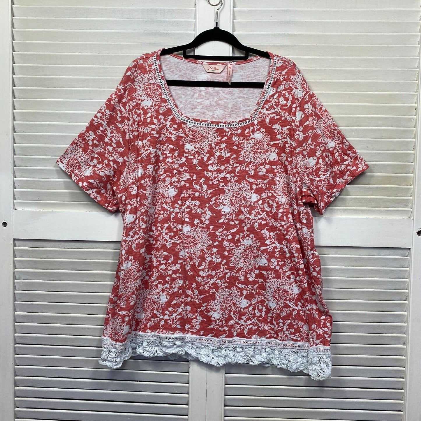 Millers Top Size 22 Plus Red White Floral Lace Crochet Trim 100% Cotton